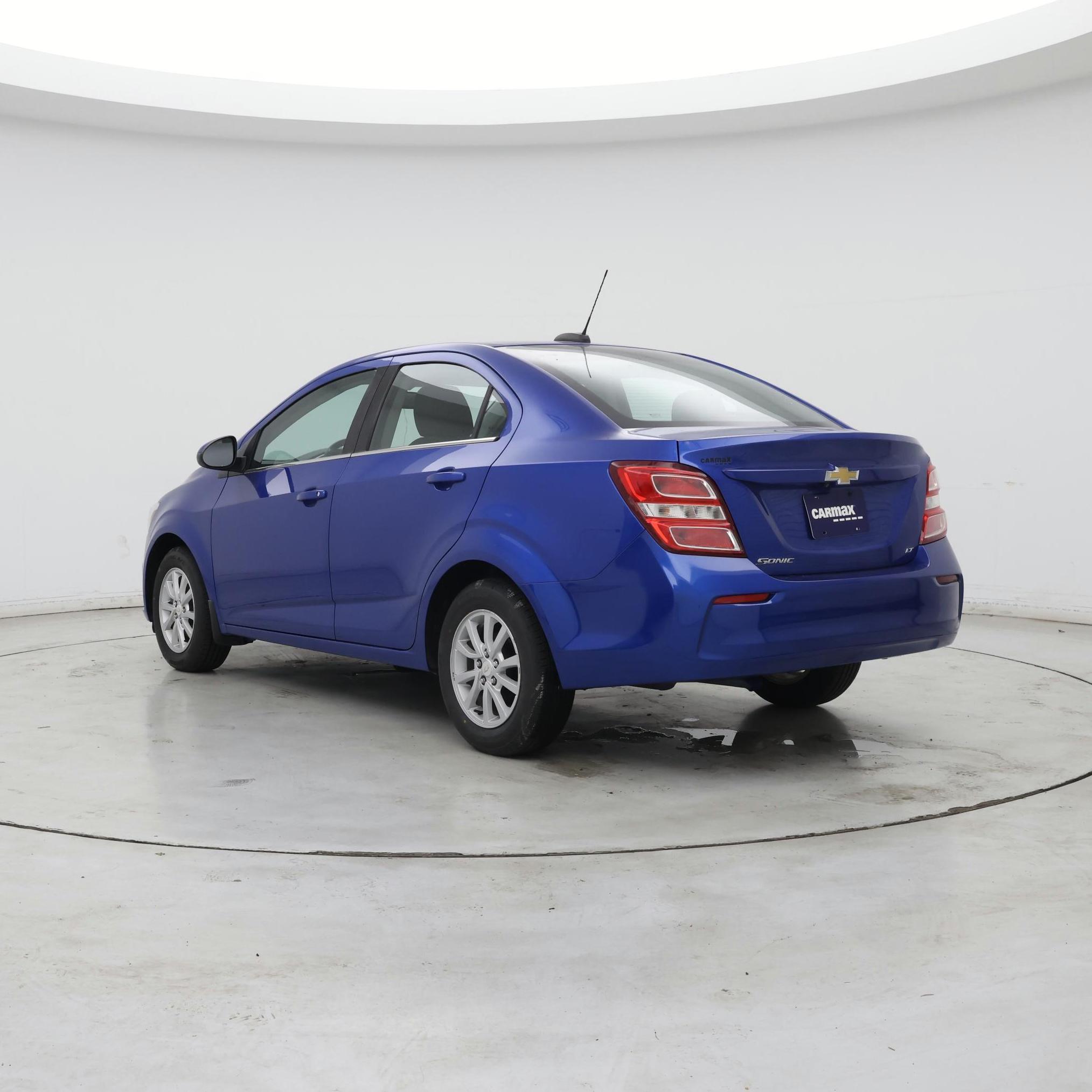 Thumbnail: 2017 Chevrolet Sonic - 2