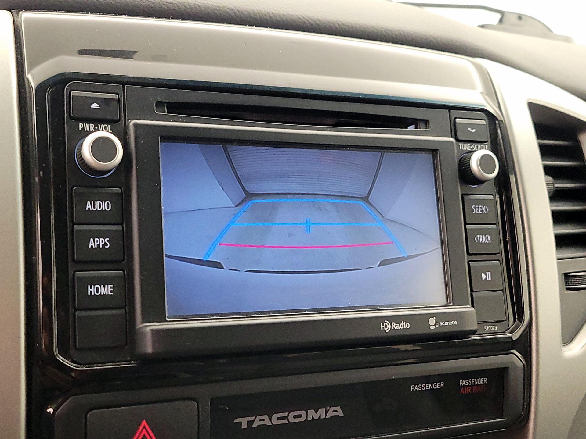 Thumbnail: 2015 Toyota Tacoma - 14