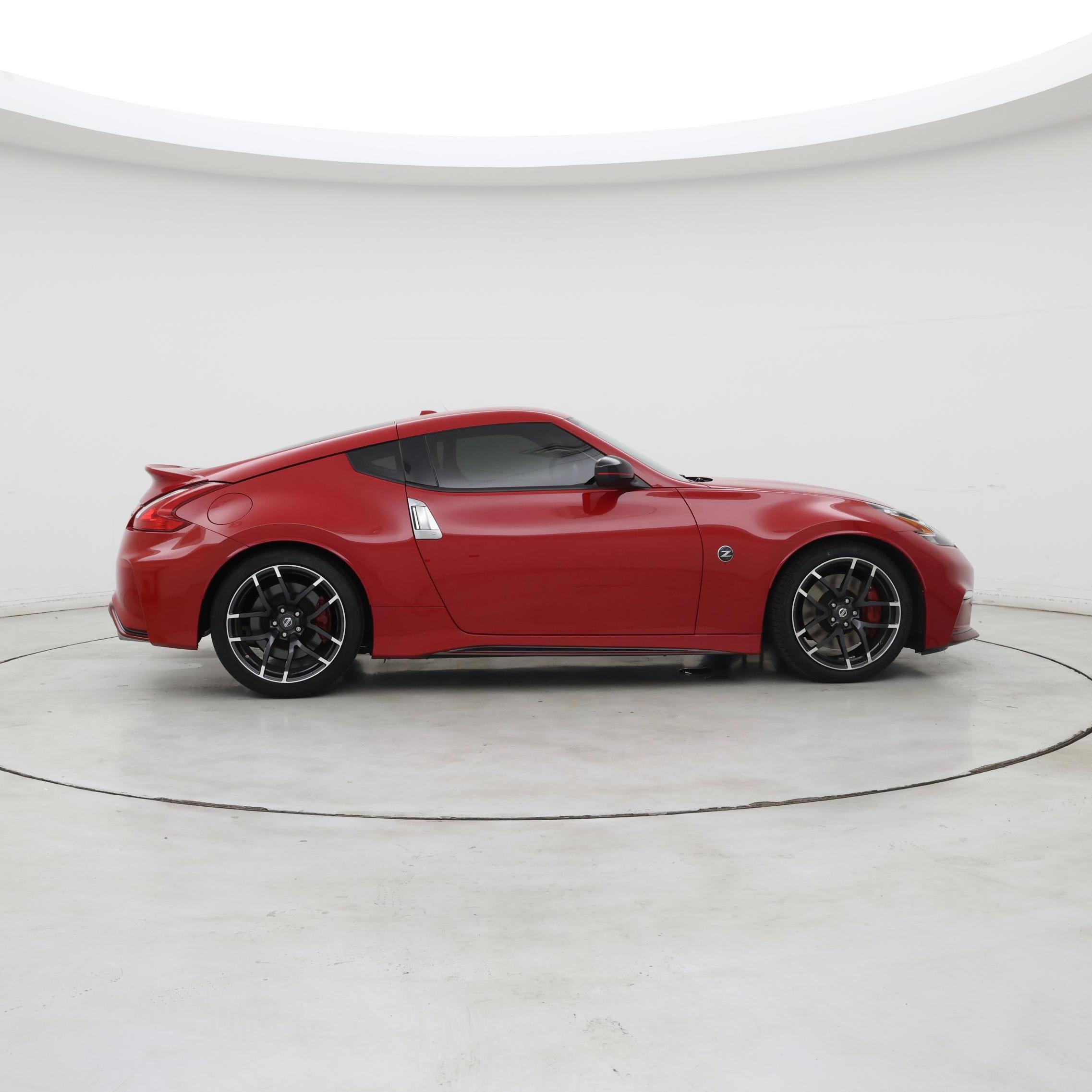 Thumbnail: 2016 Nissan Z - 7