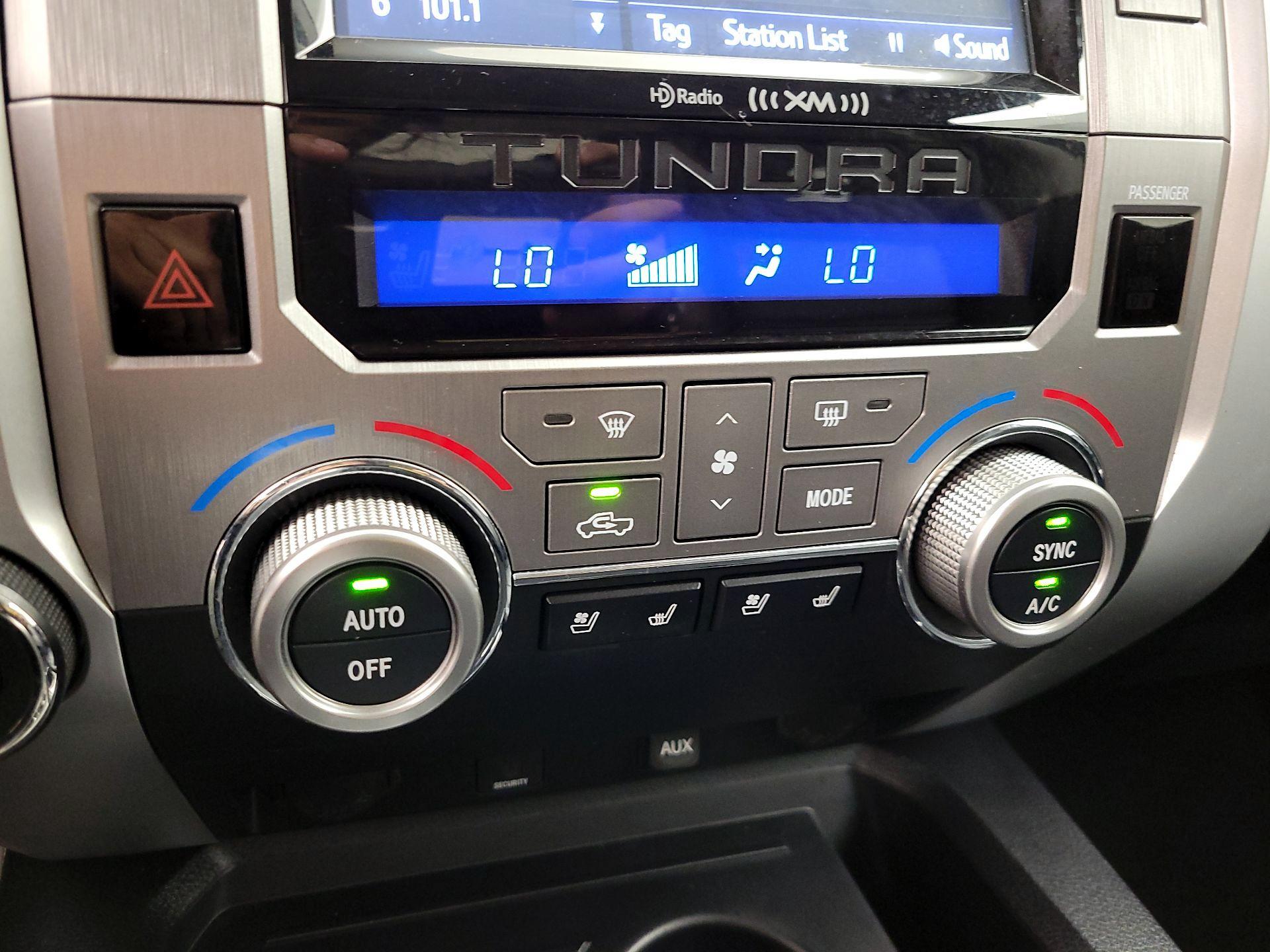 Thumbnail: 2016 Toyota Tundra - 17