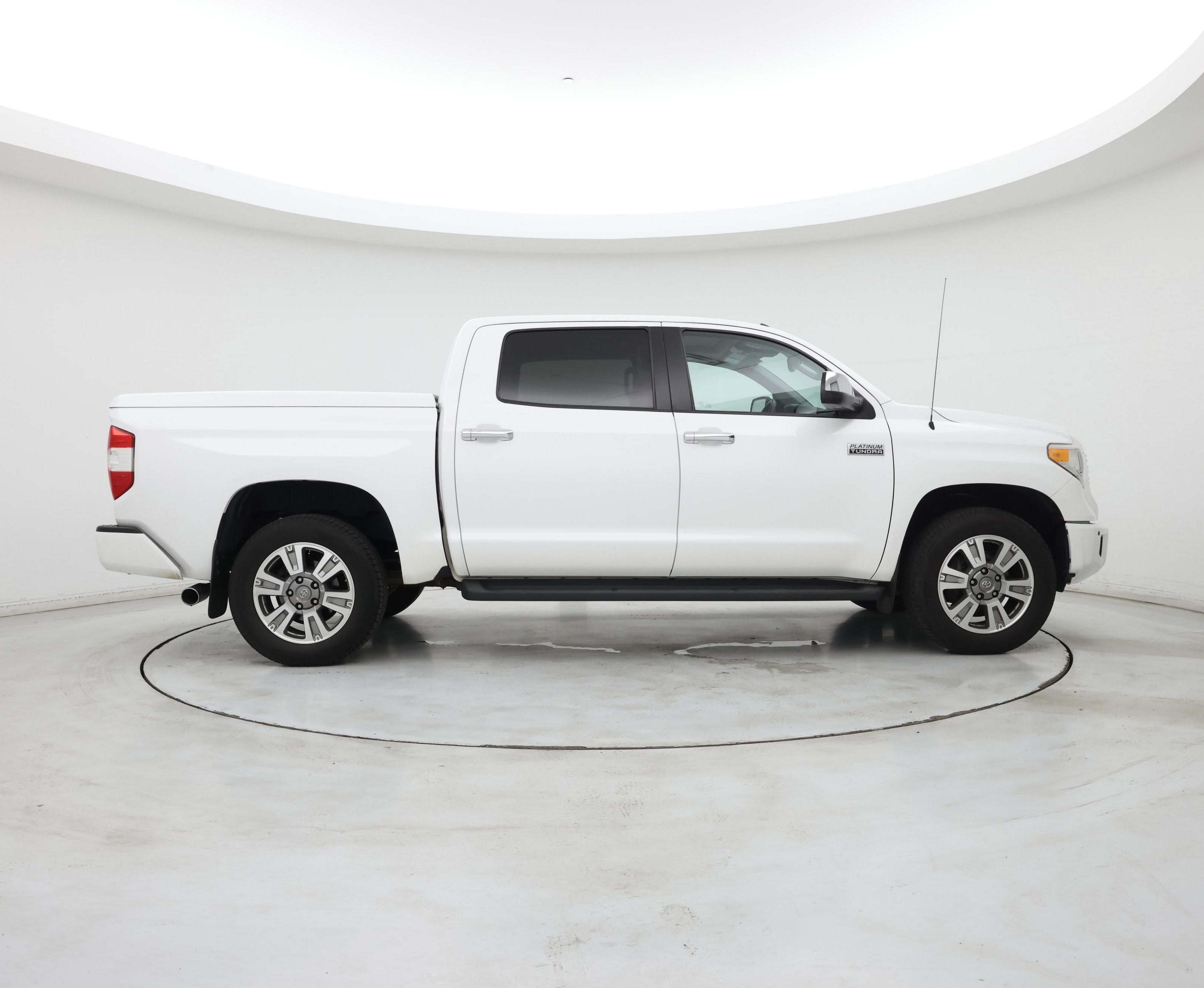 Thumbnail: 2016 Toyota Tundra - 7