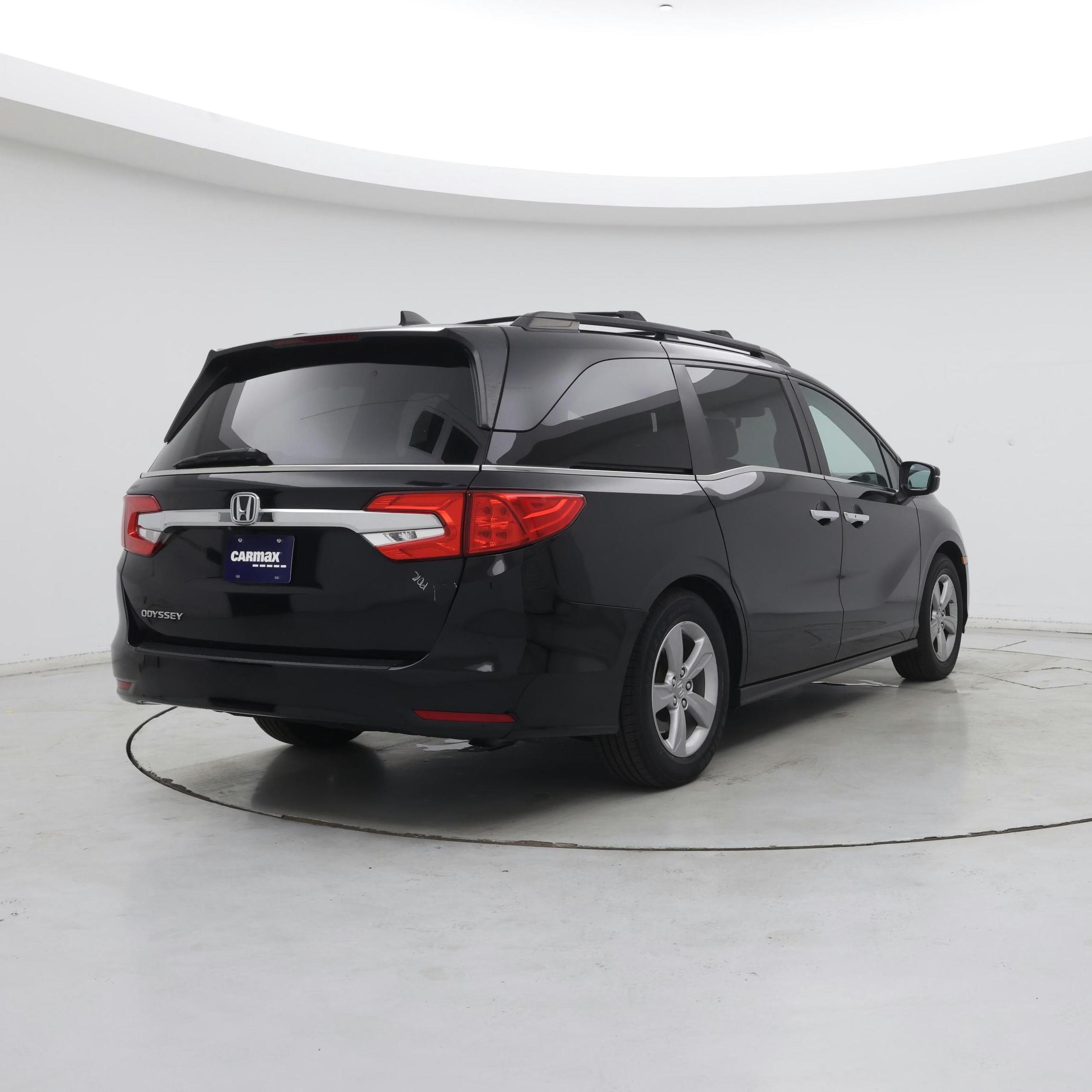Thumbnail: 2018 Honda Odyssey - 8