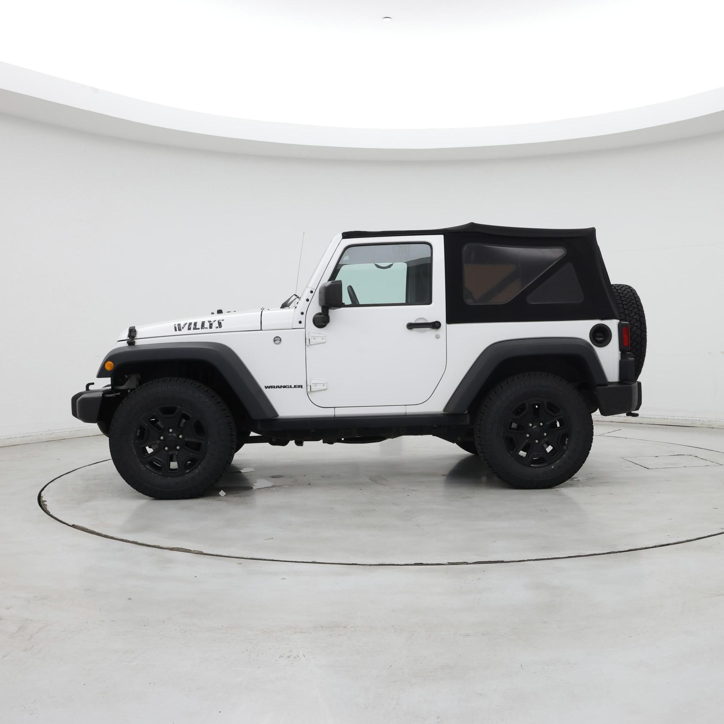 Thumbnail: 2016 Jeep Wrangler - 3