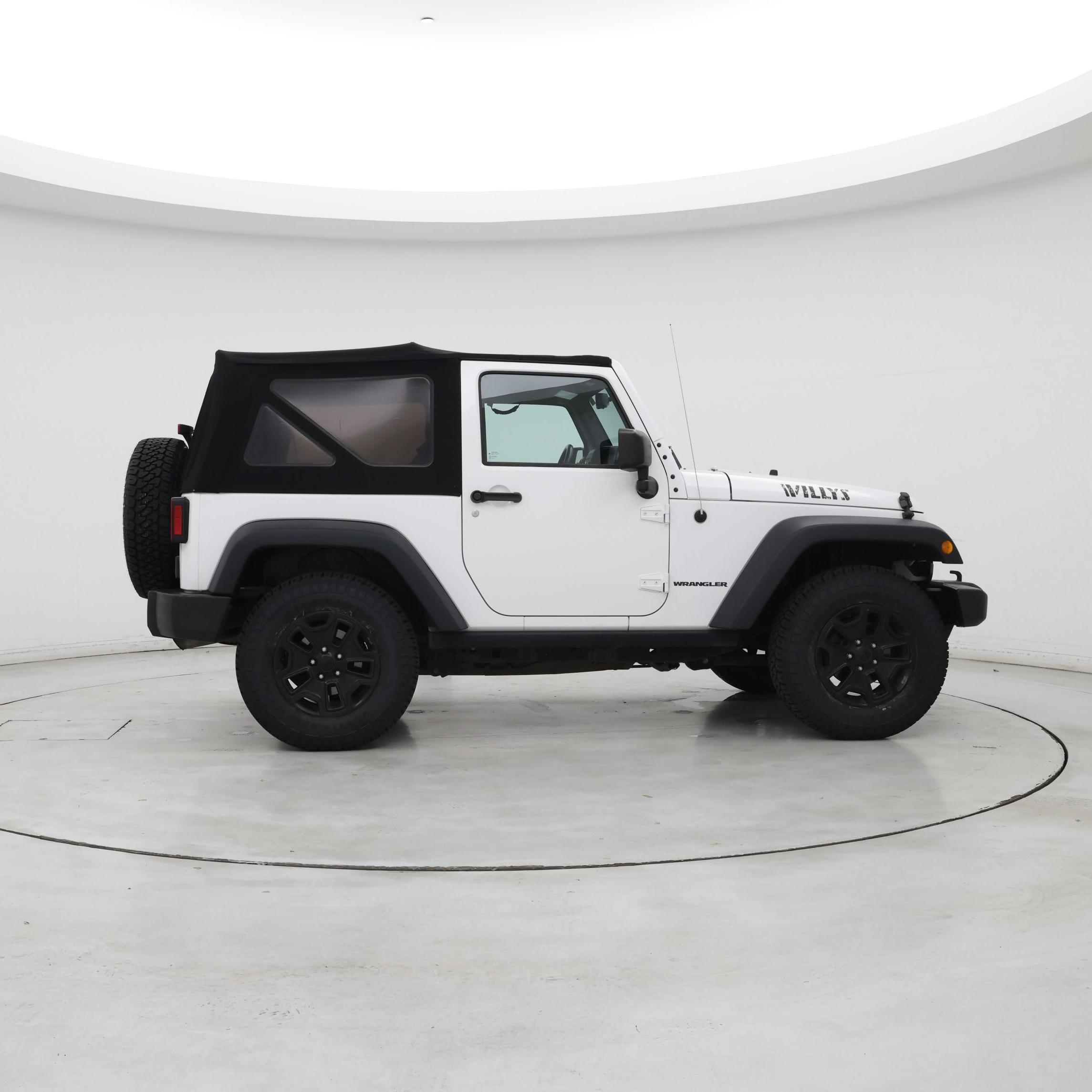 Thumbnail: 2016 Jeep Wrangler - 7