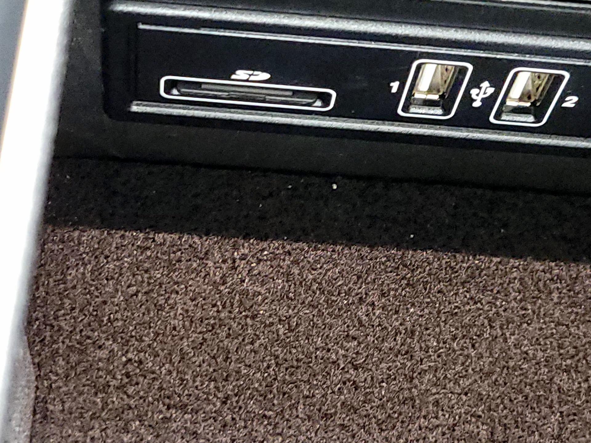Thumbnail: 2015 Mercedes-Benz C-Class - 19