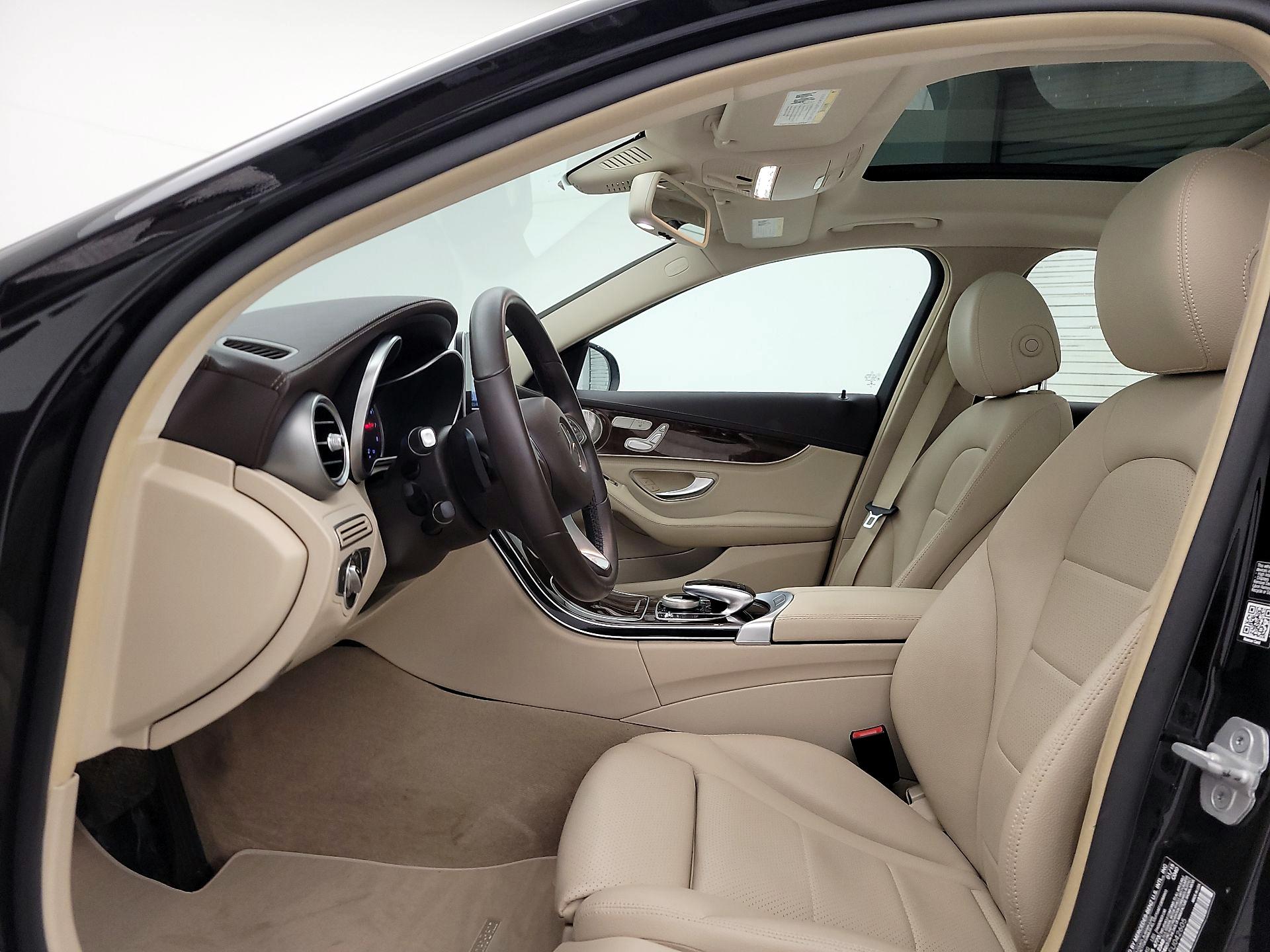 Thumbnail: 2015 Mercedes-Benz C-Class - 20