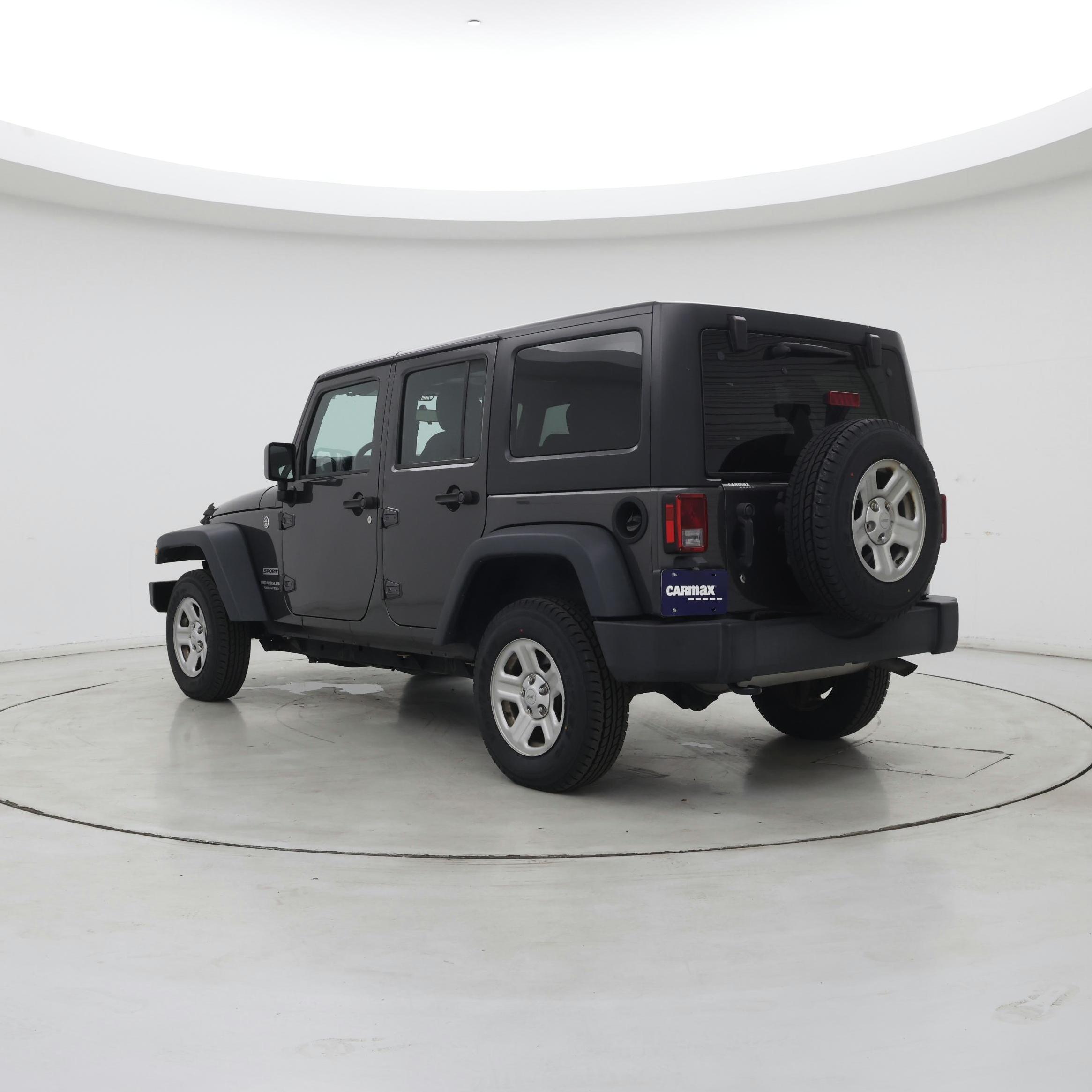 Thumbnail: 2017 Jeep Wrangler - 2