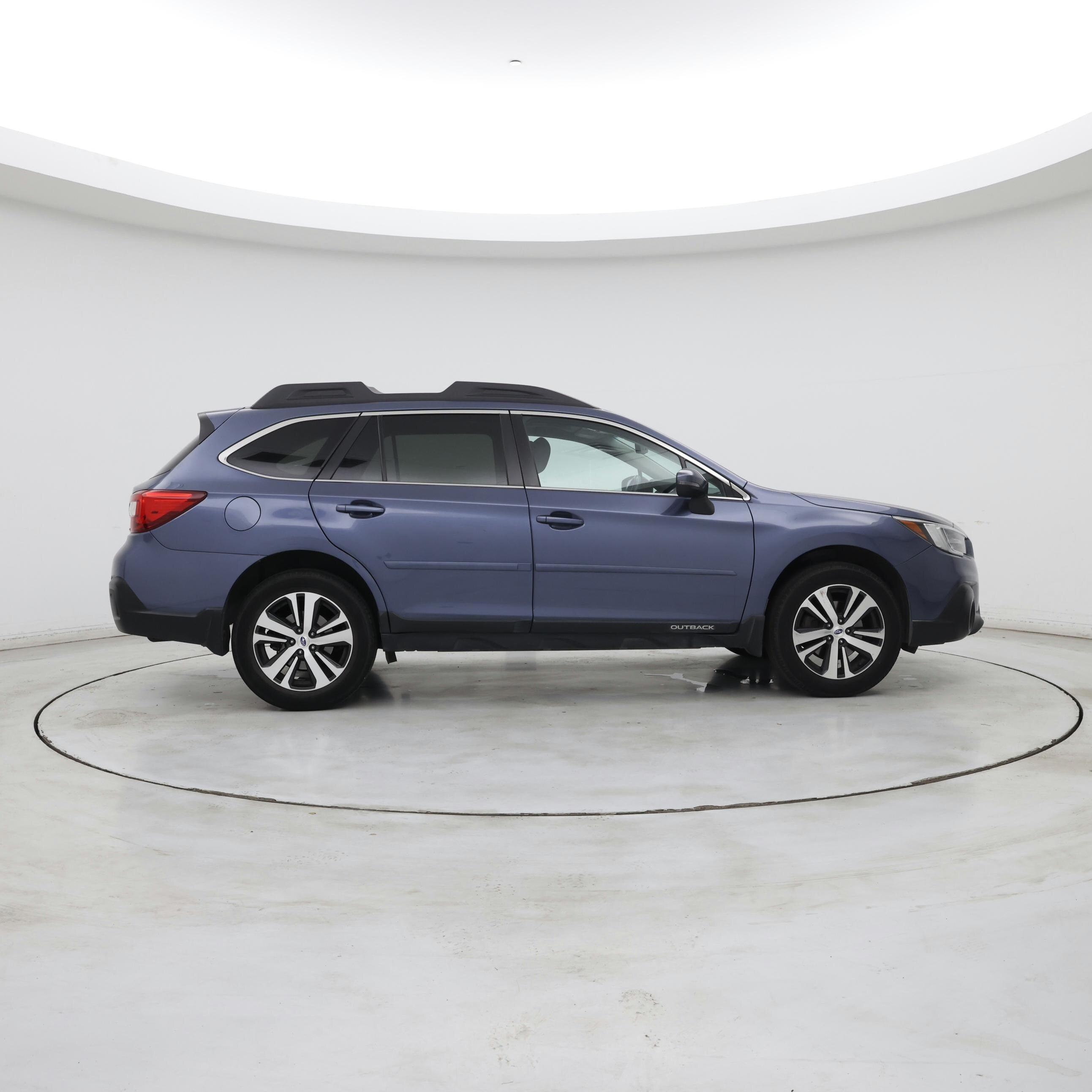 Thumbnail: 2018 Subaru Outback - 7