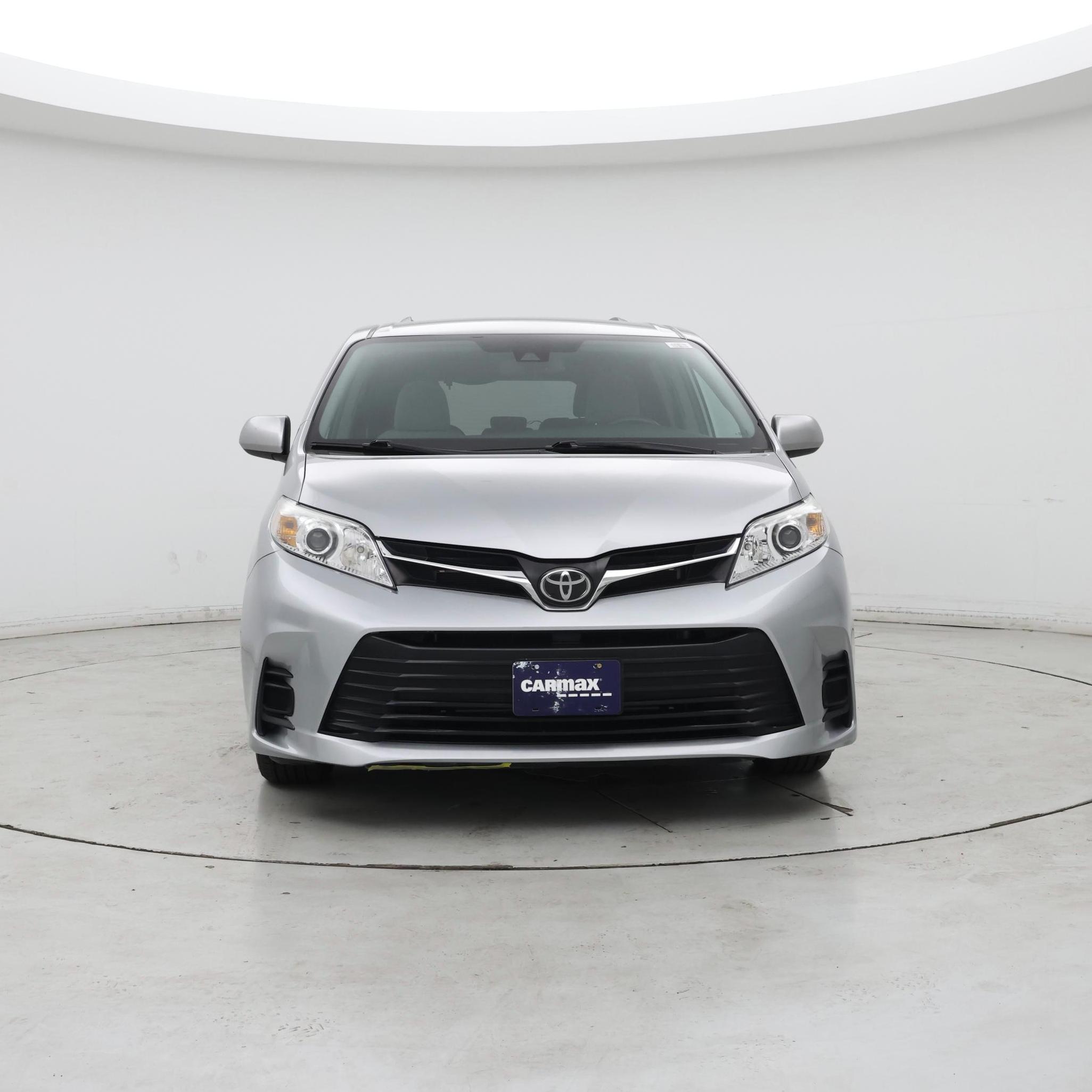 Thumbnail: 2019 Toyota Sienna - 5