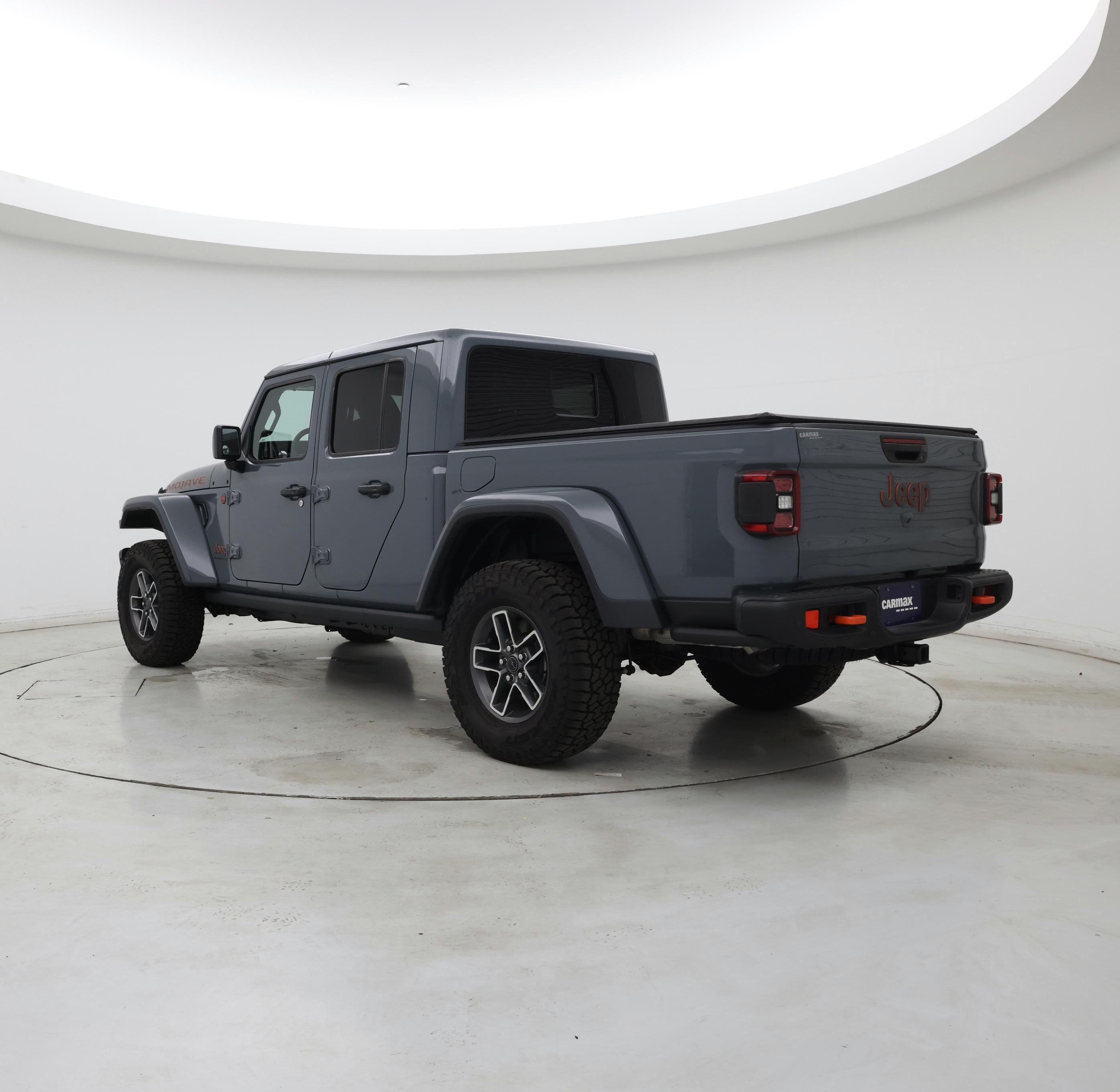 Thumbnail: 2025 Jeep Gladiator - 2
