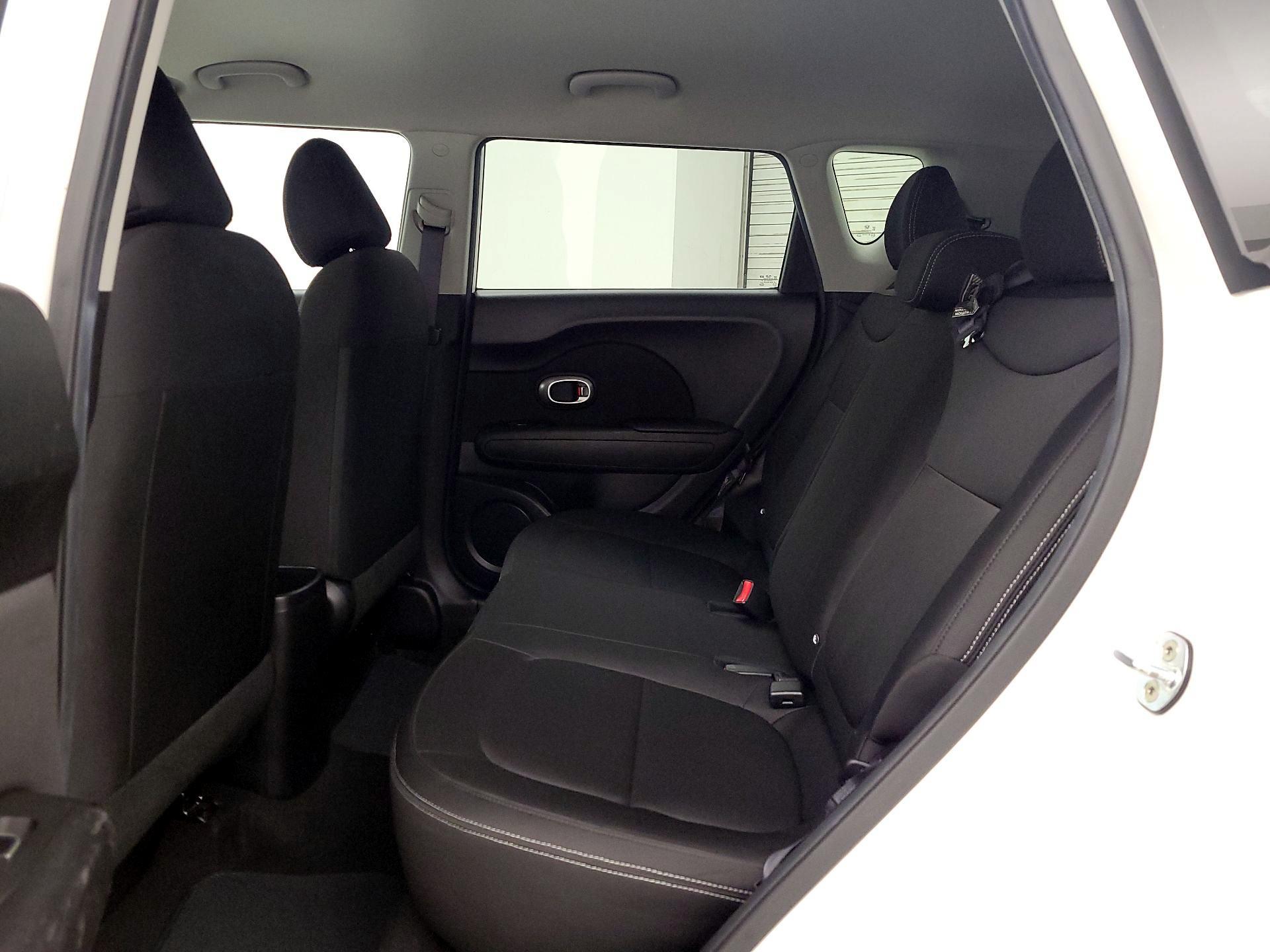 Thumbnail: 2017 Kia Soul - 18