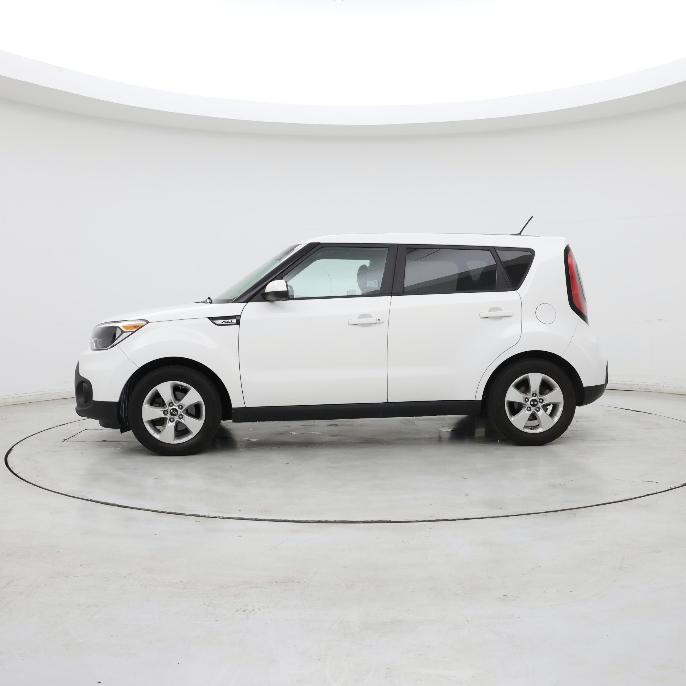 Thumbnail: 2017 Kia Soul - 3