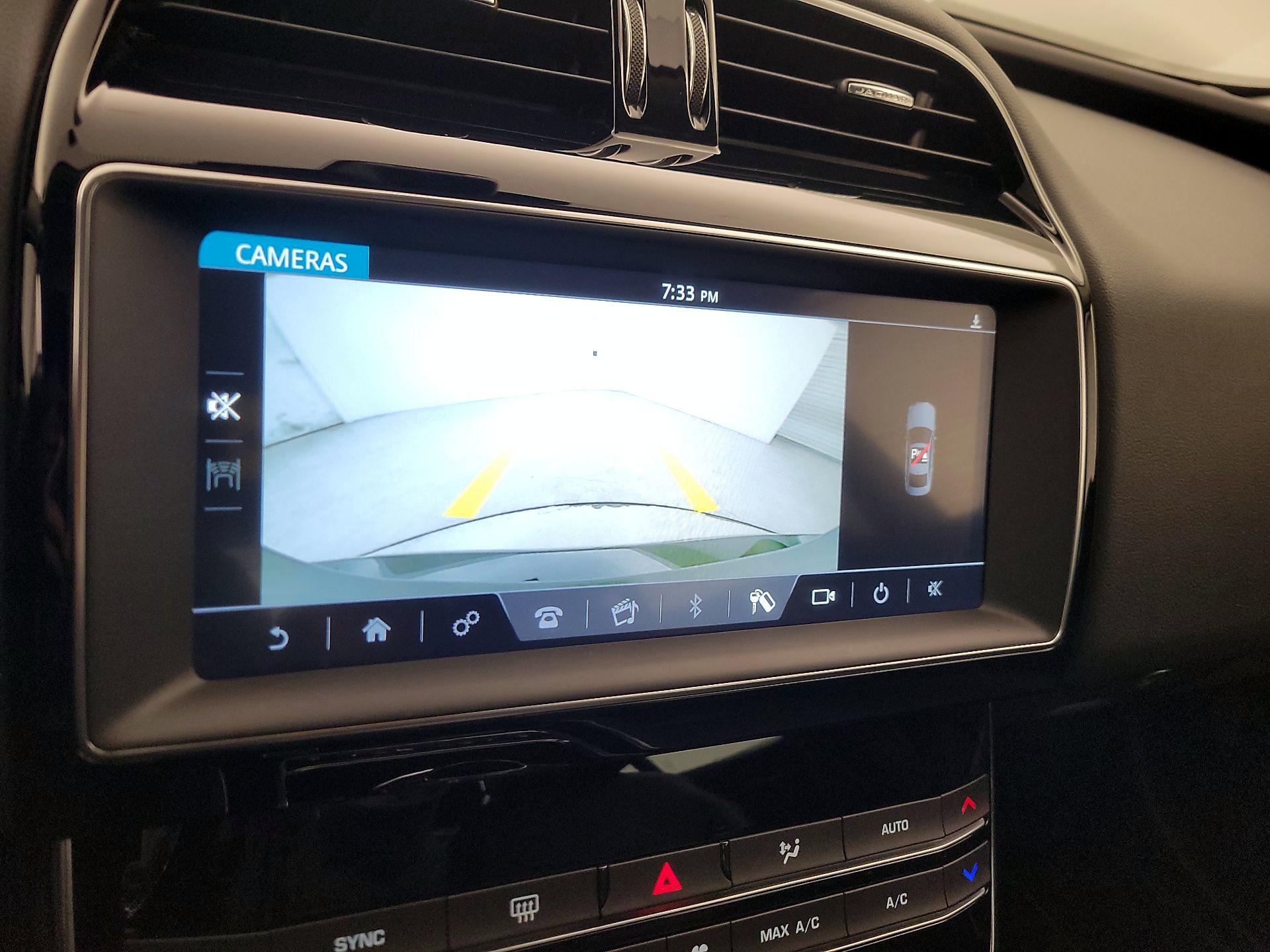 Thumbnail: 2019 Jaguar XE - 13