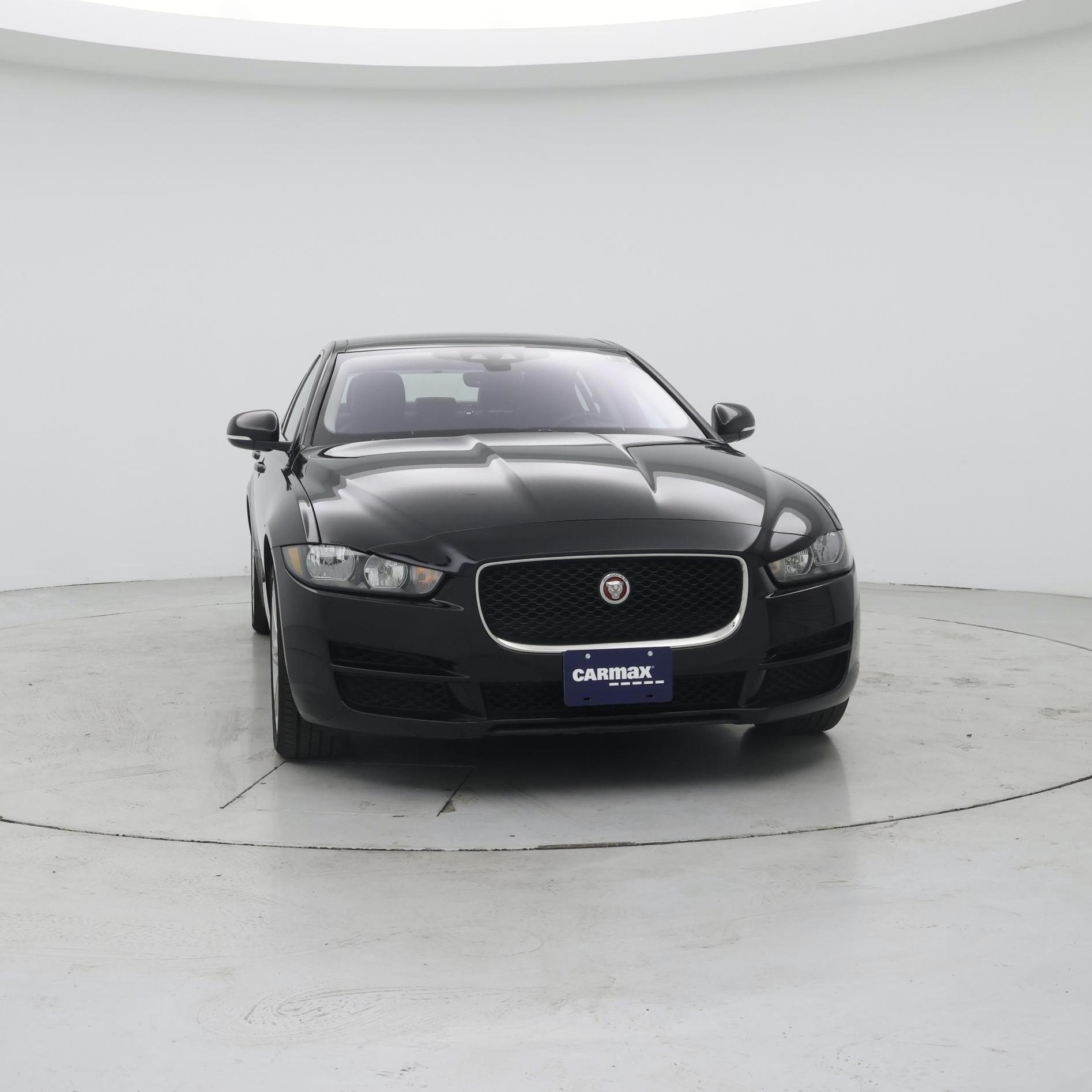 Thumbnail: 2019 Jaguar XE - 5
