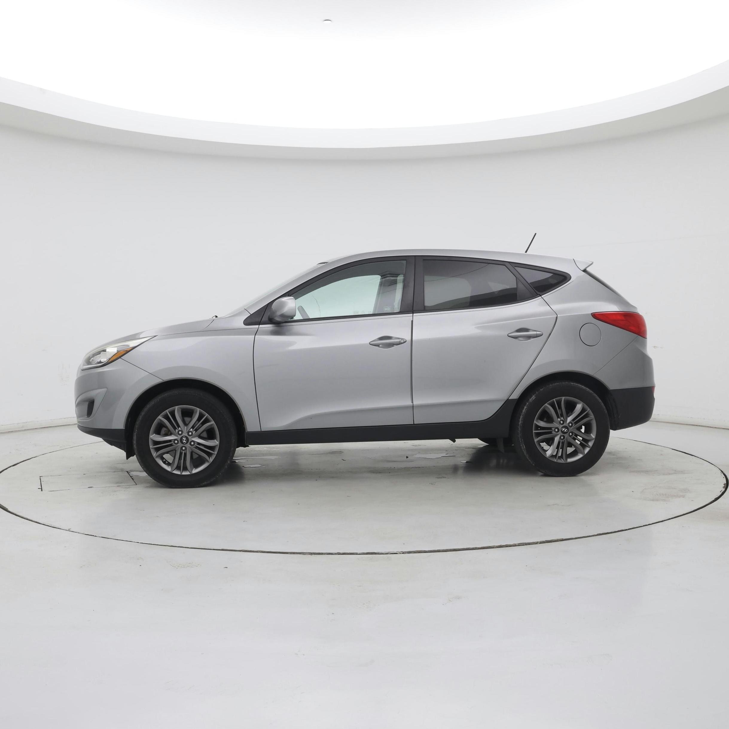 Thumbnail: 2015 Hyundai Tucson - 3