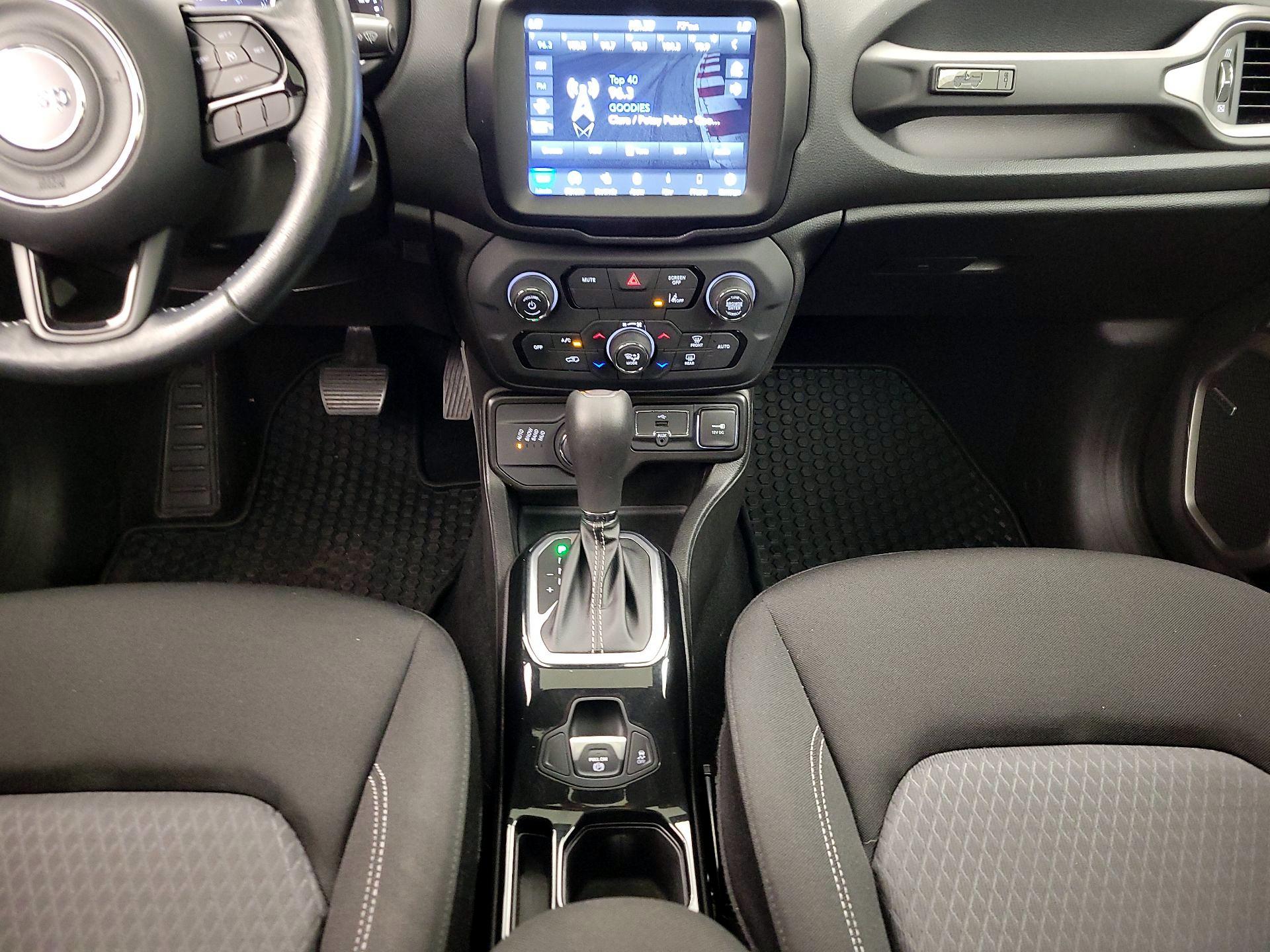 Thumbnail: 2021 Jeep Renegade - 17