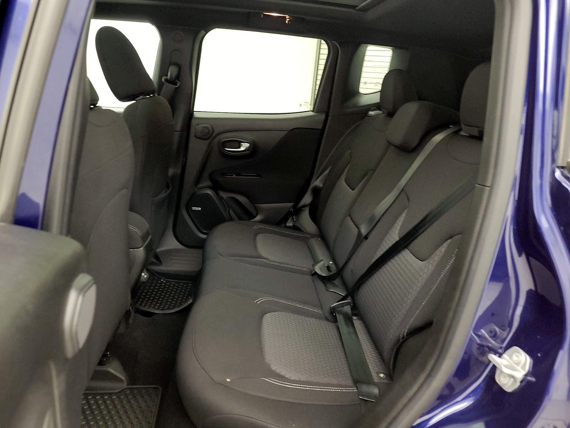 Thumbnail: 2021 Jeep Renegade - 20