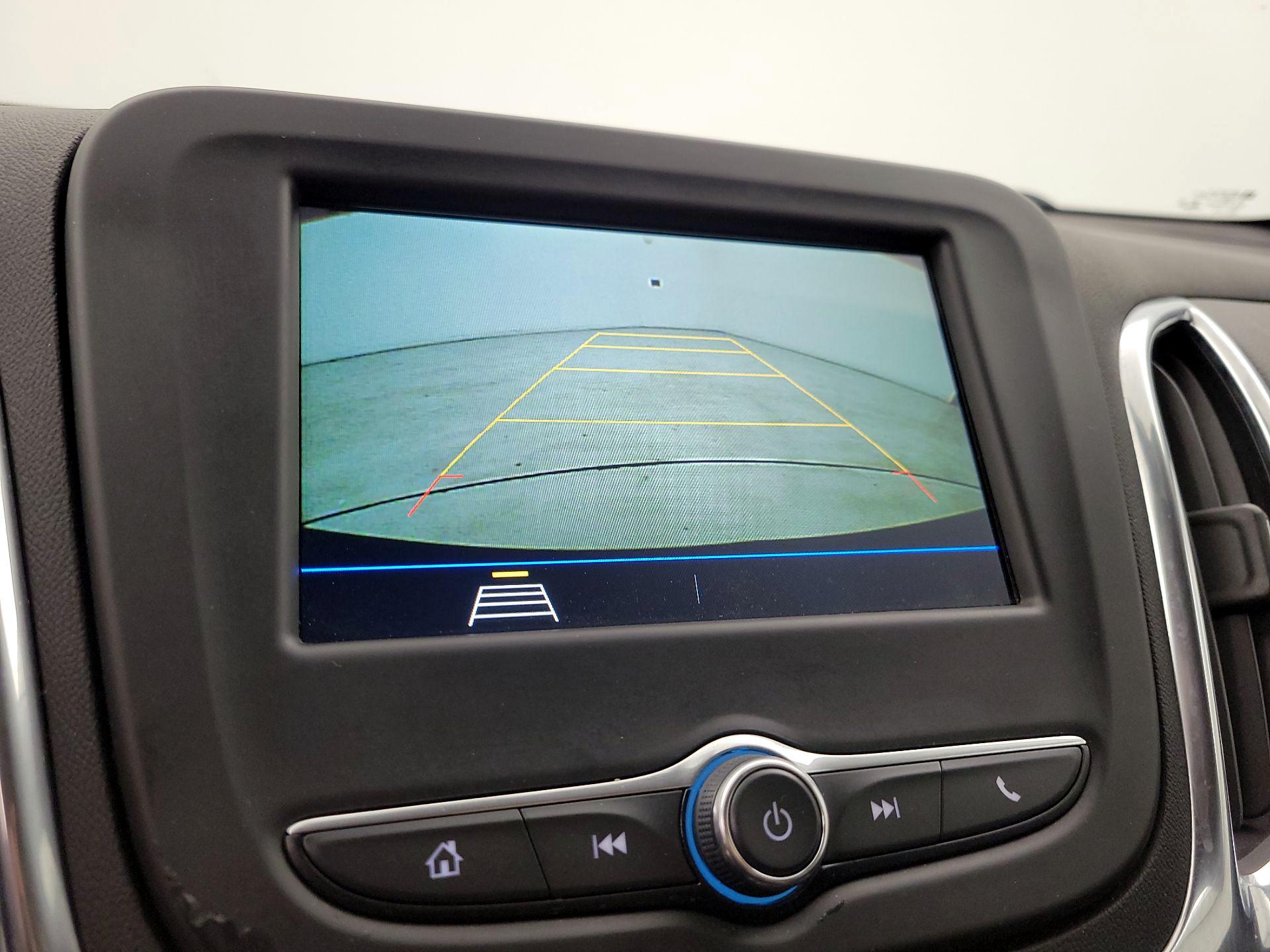 Thumbnail: 2019 Chevrolet Equinox - 14