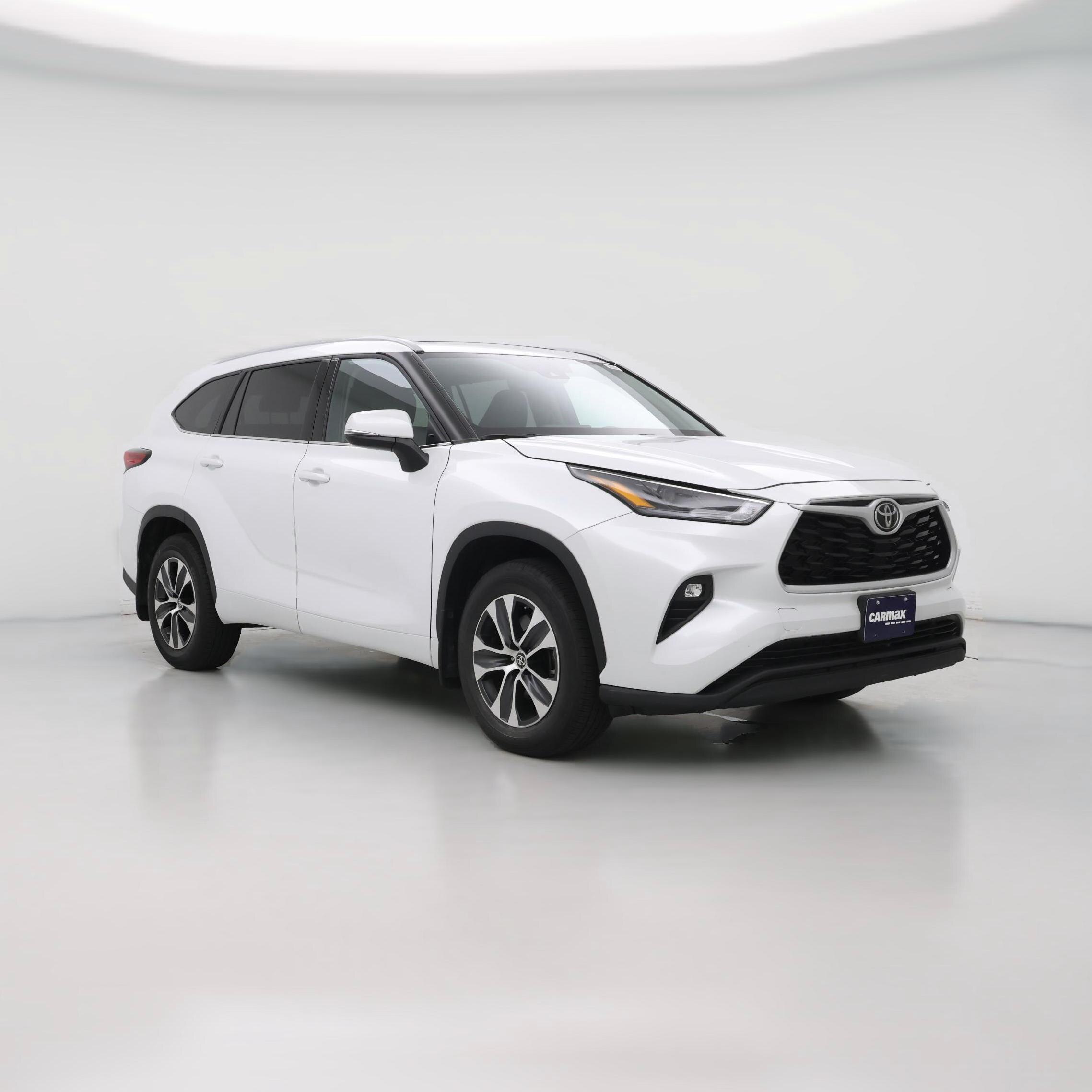 Thumbnail: 2022 Toyota Highlander - 1