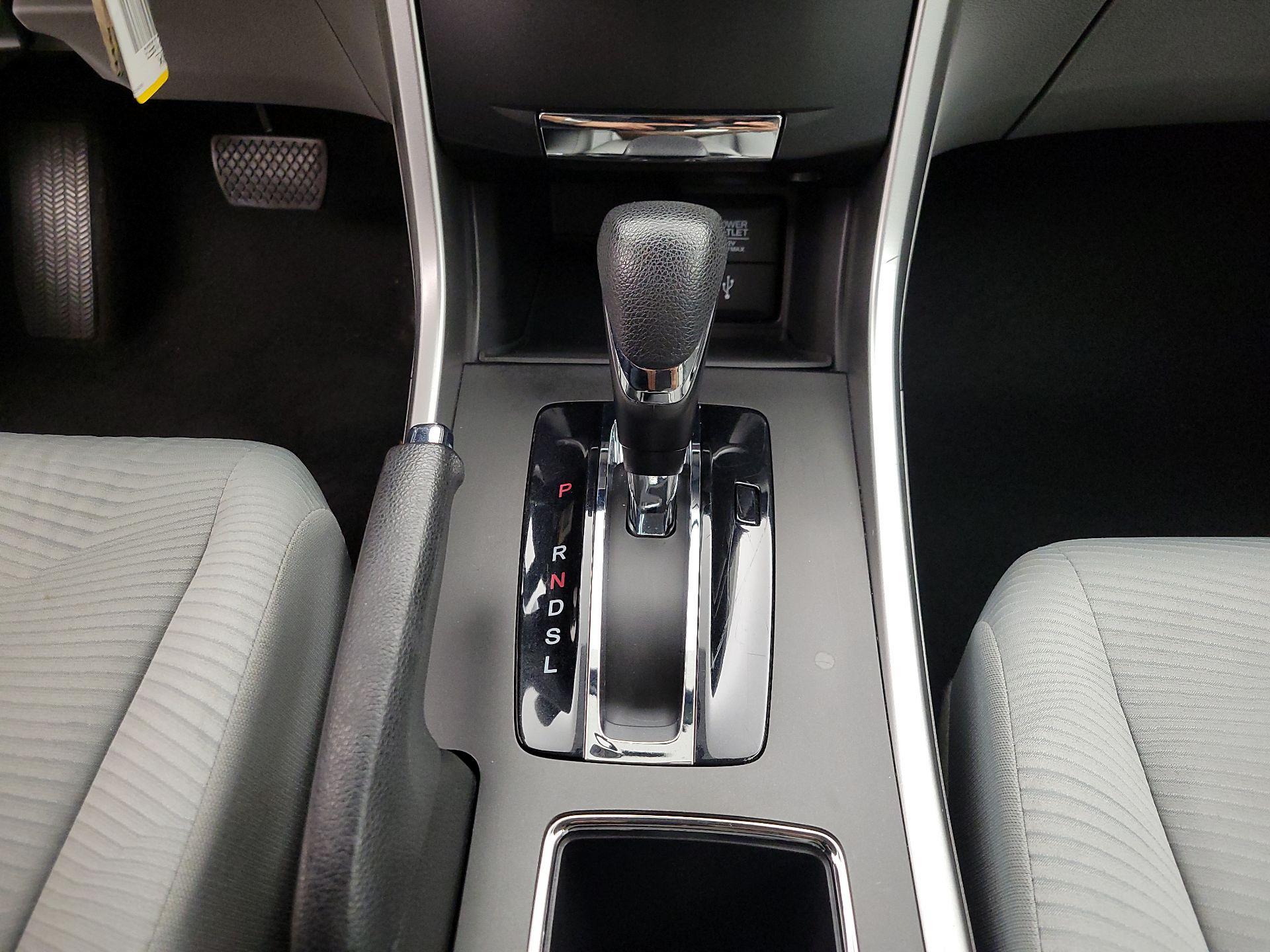 Thumbnail: 2014 Honda Accord - 17