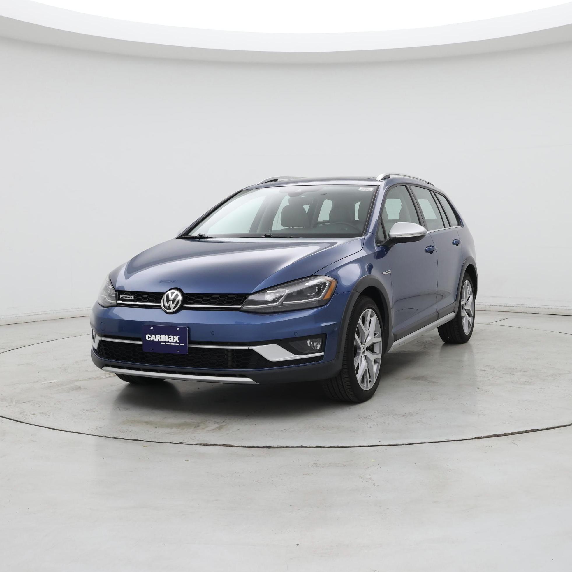 Thumbnail: 2019 Volkswagen Golf - 4