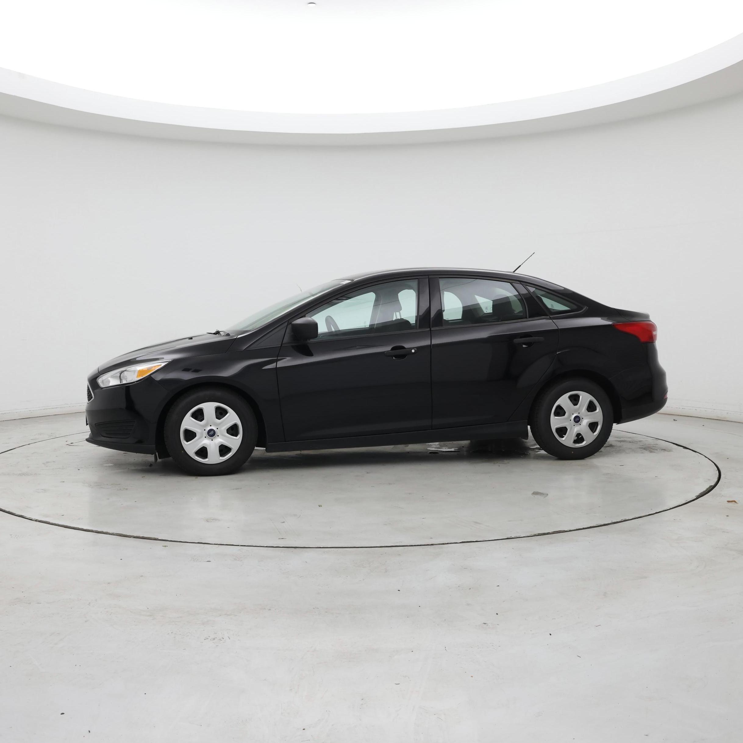 Thumbnail: 2018 Ford Focus - 3