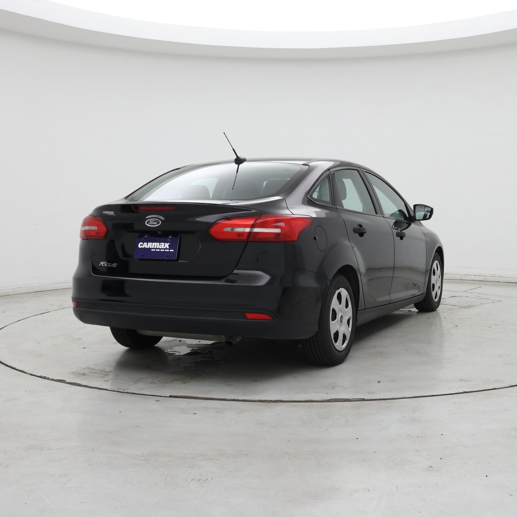 Thumbnail: 2018 Ford Focus - 8
