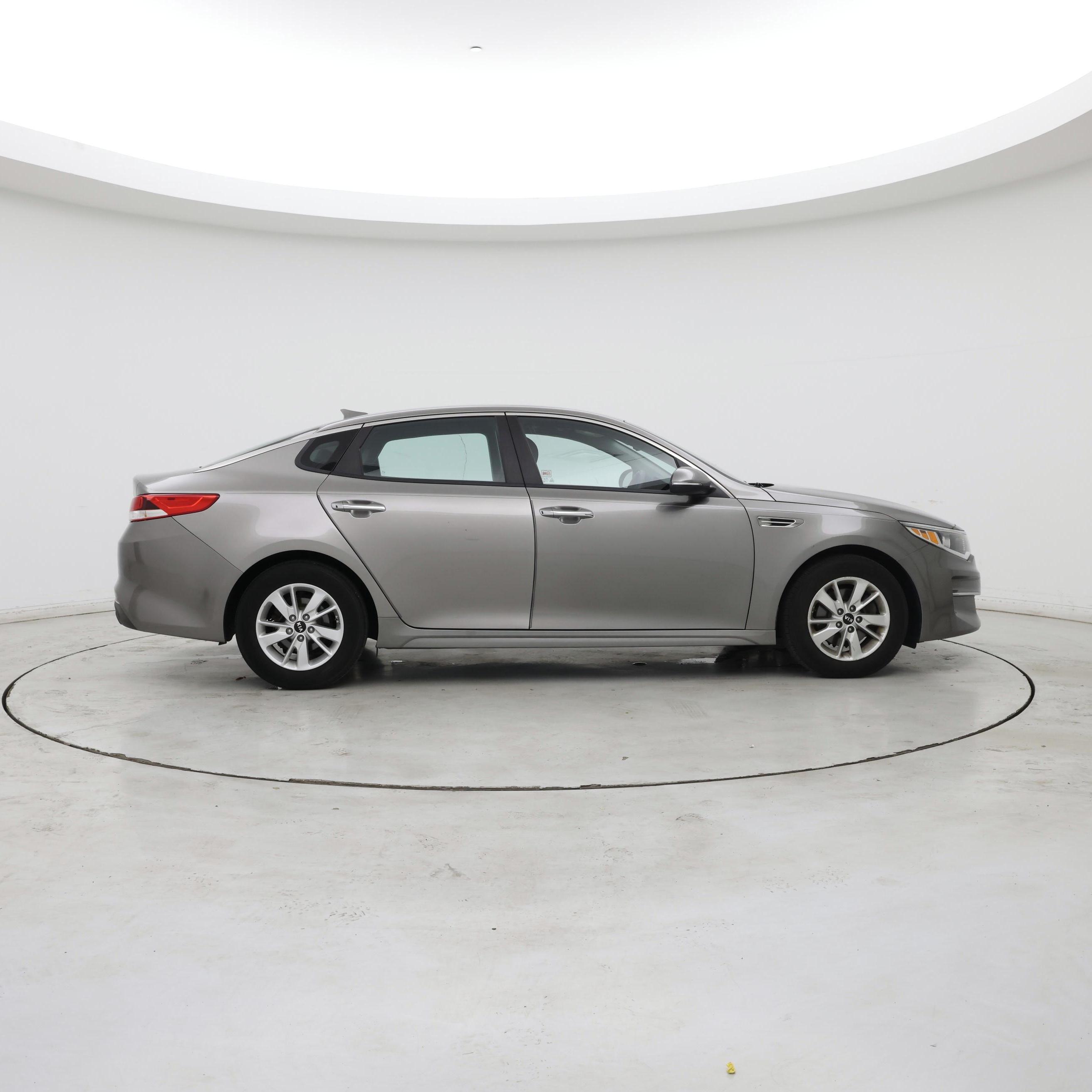 Thumbnail: 2016 Kia Optima - 7