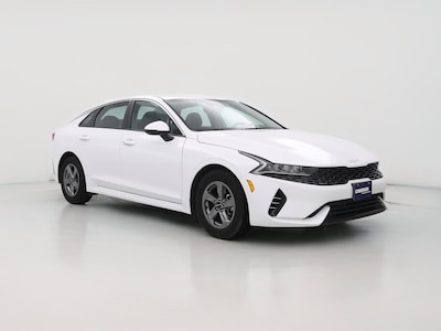 White 2023 Kia K5 LXS