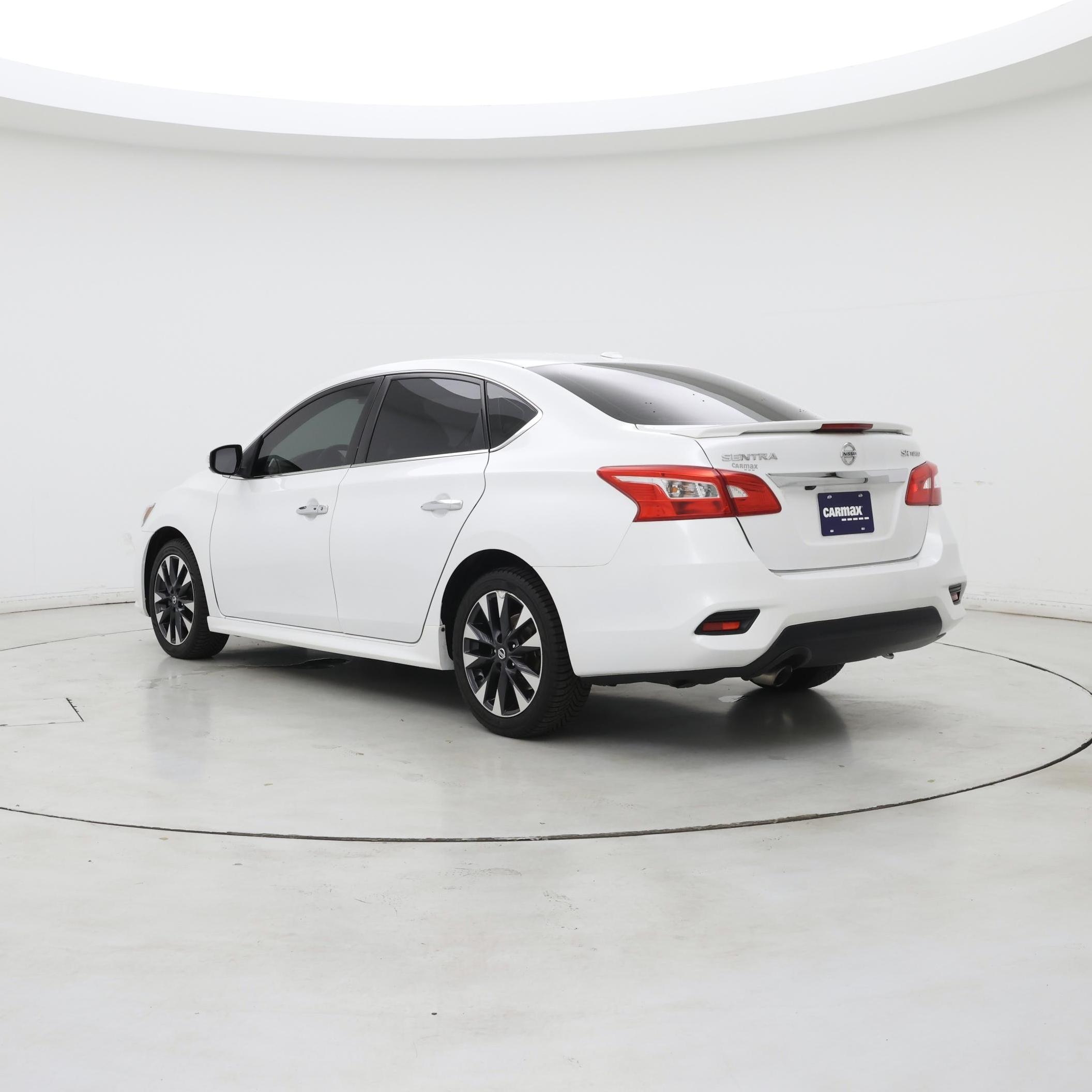 Thumbnail: 2017 Nissan Sentra - 2