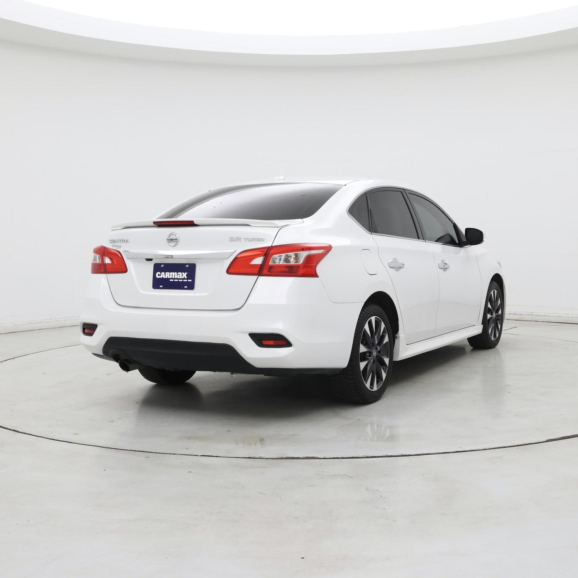 Thumbnail: 2017 Nissan Sentra - 8