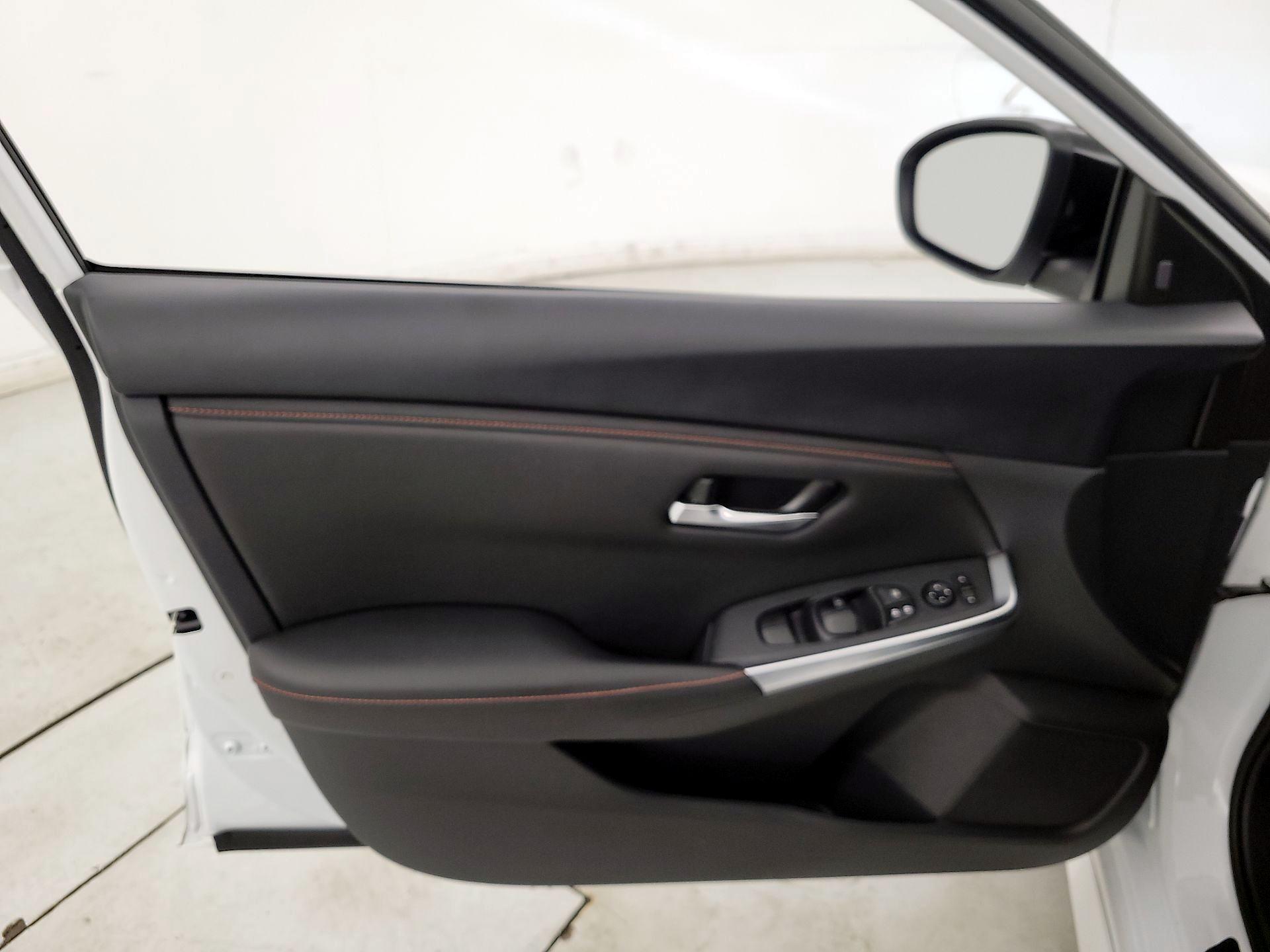 Thumbnail: 2024 Nissan Sentra - 12