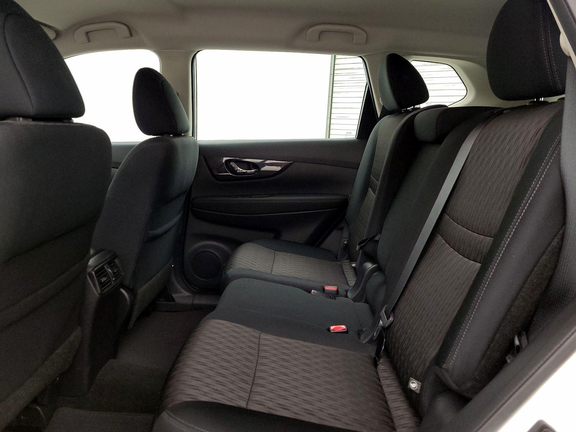 Thumbnail: 2018 Nissan Rogue - 19