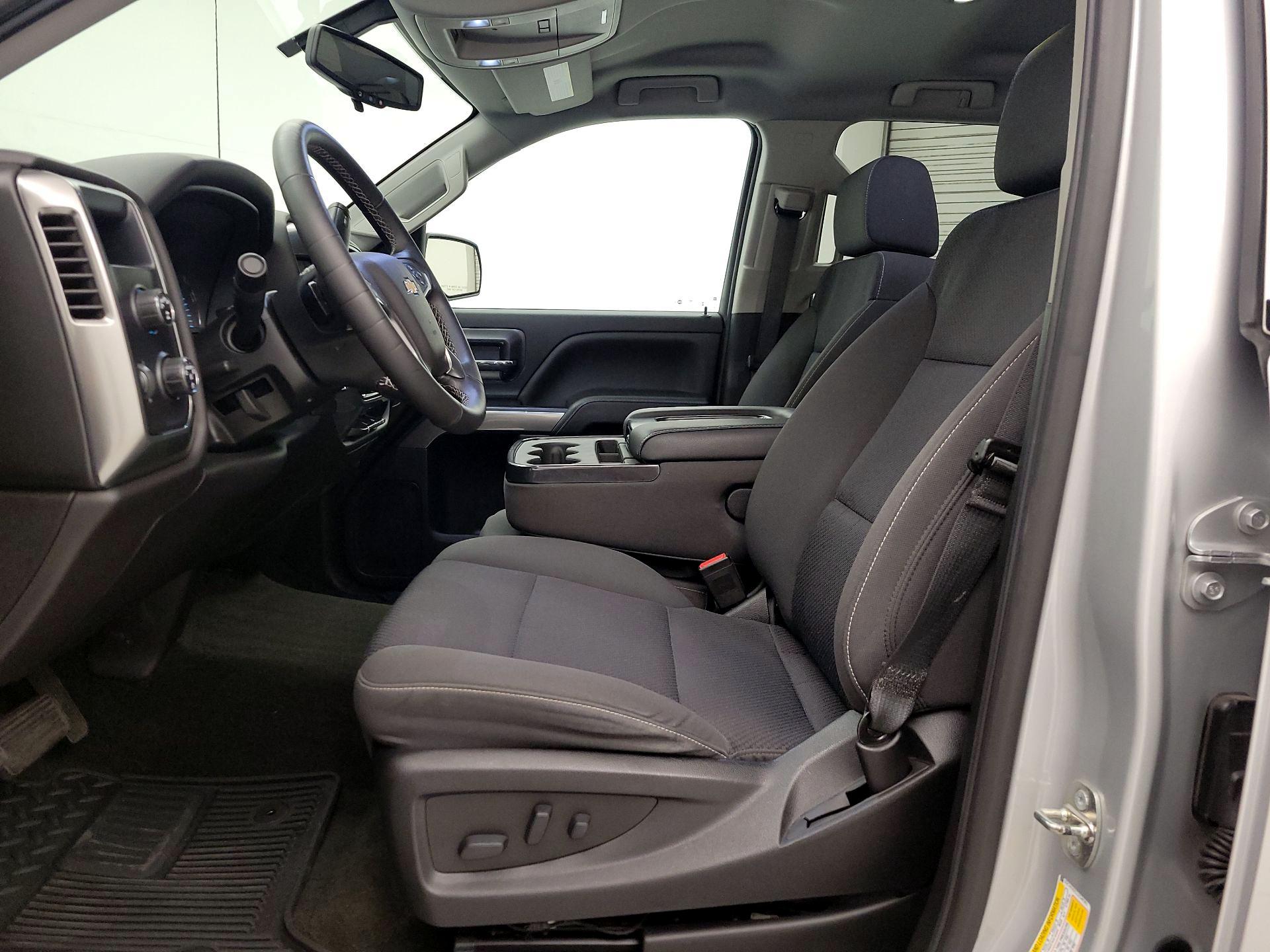 Thumbnail: 2018 Chevrolet Silverado 1500 - 11