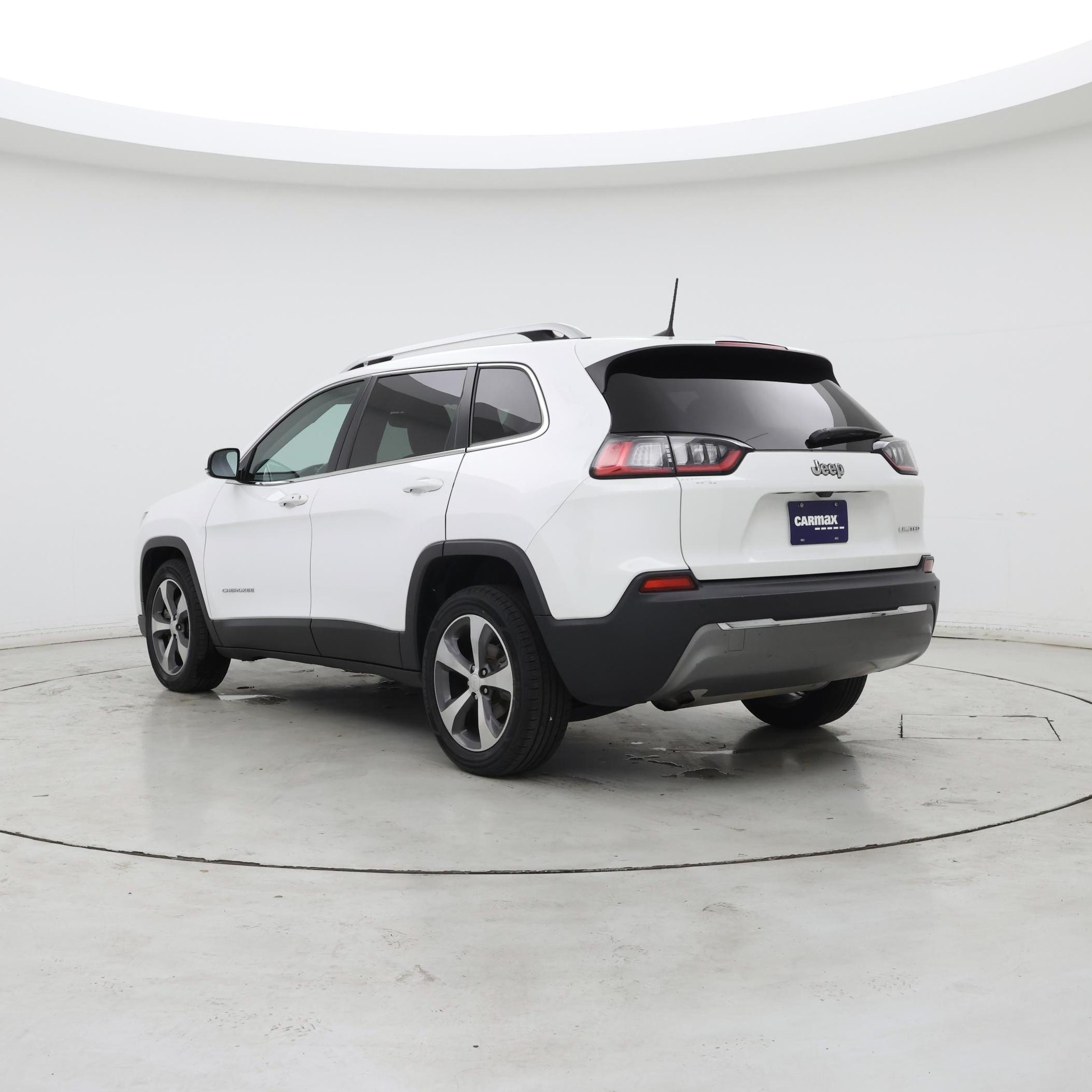 Thumbnail: 2019 Jeep Cherokee - 2
