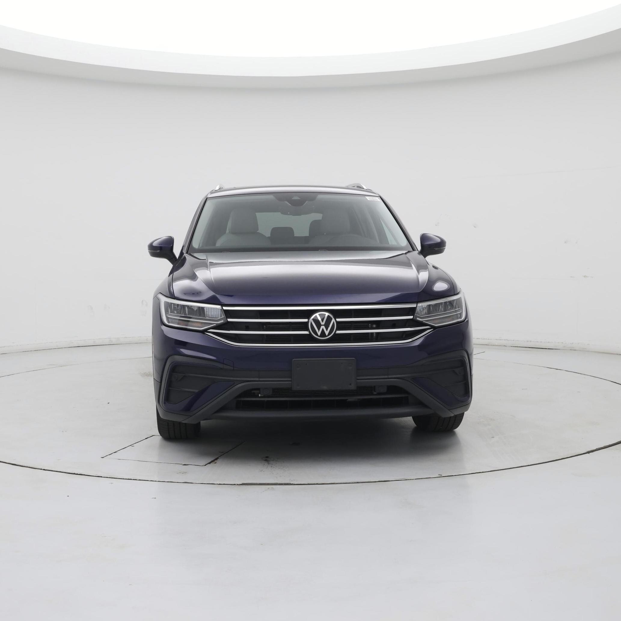 Thumbnail: 2022 Volkswagen Tiguan - 5