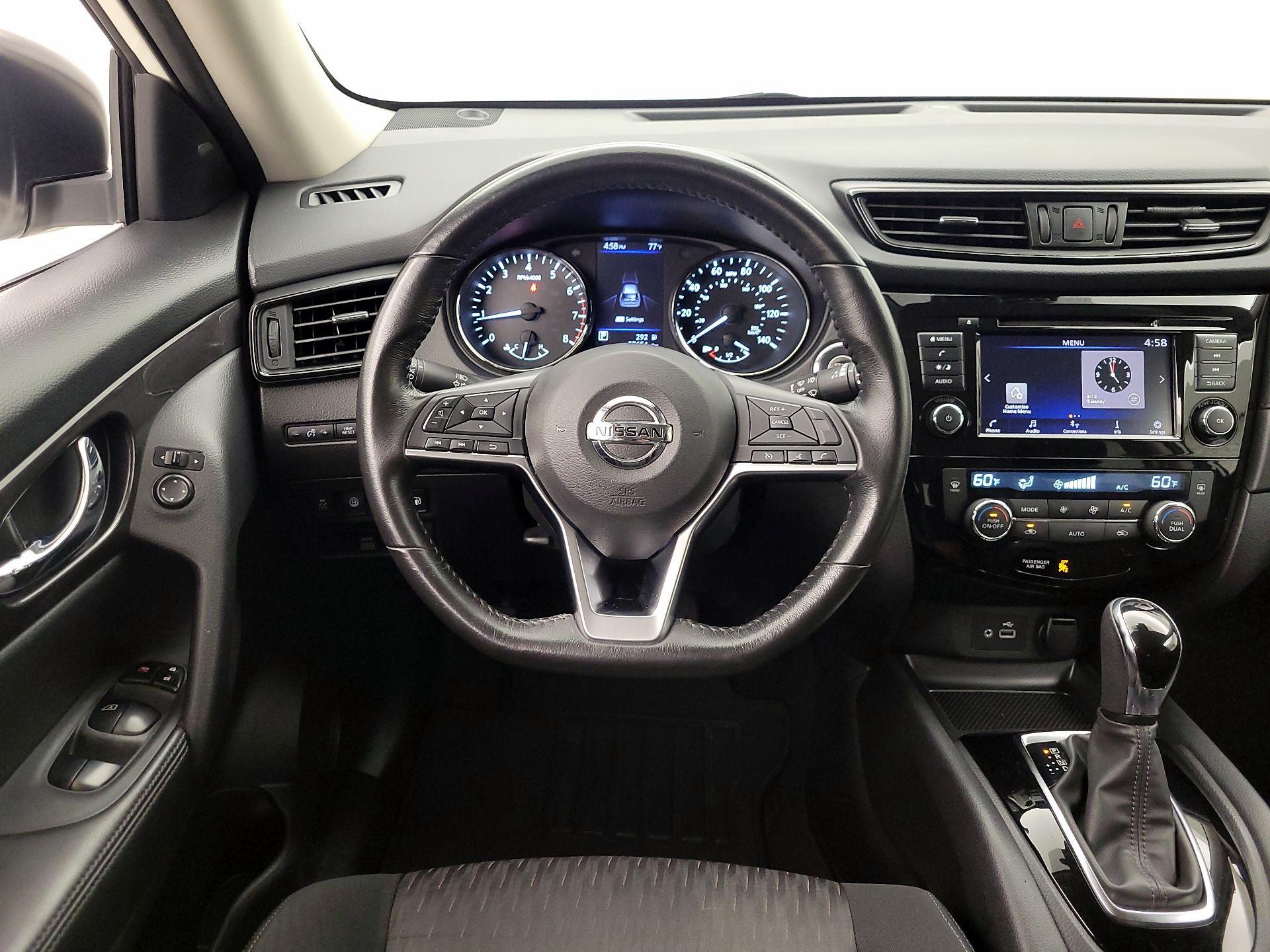 Thumbnail: 2019 Nissan Rogue - 10
