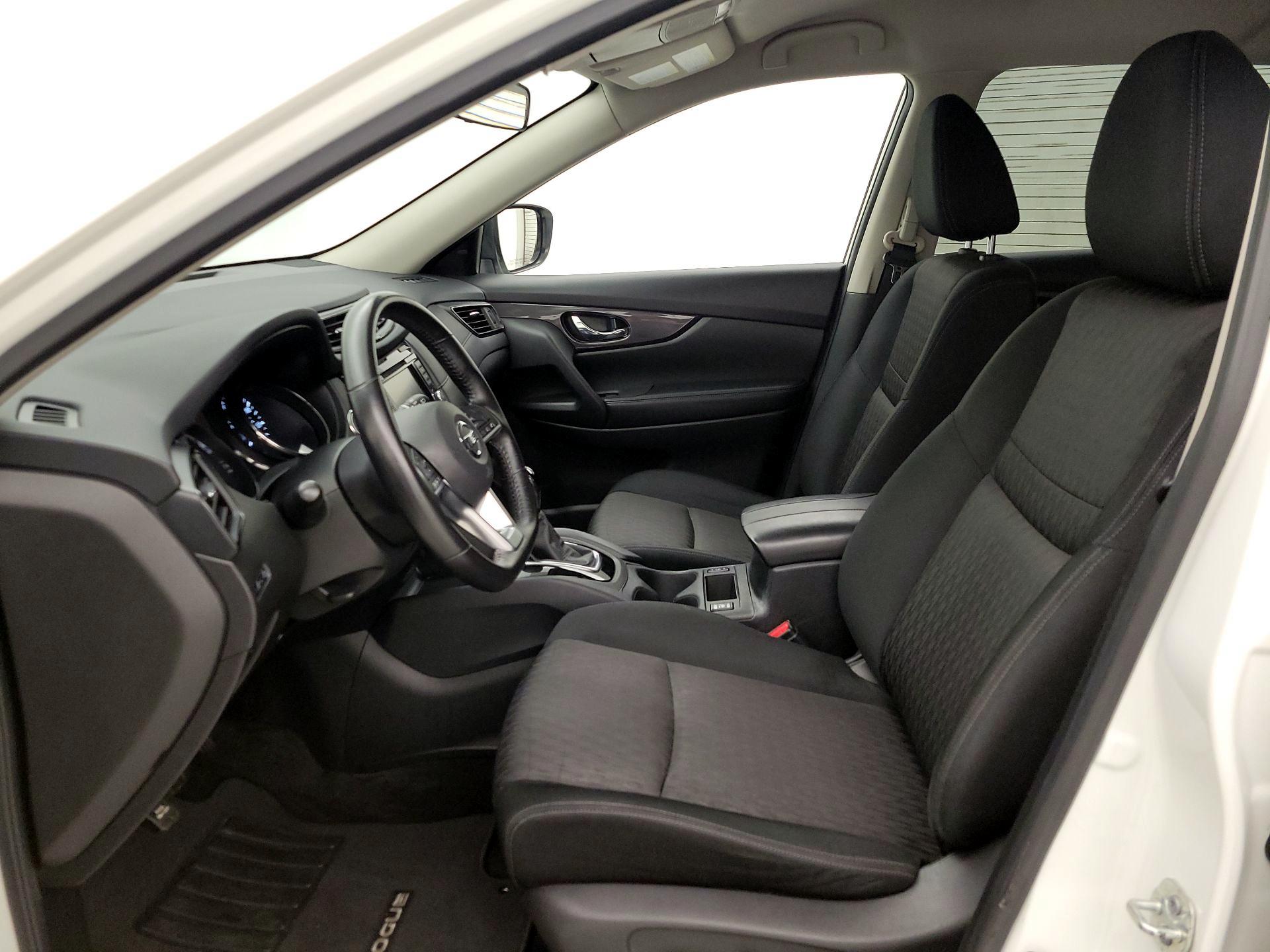 Thumbnail: 2019 Nissan Rogue - 11