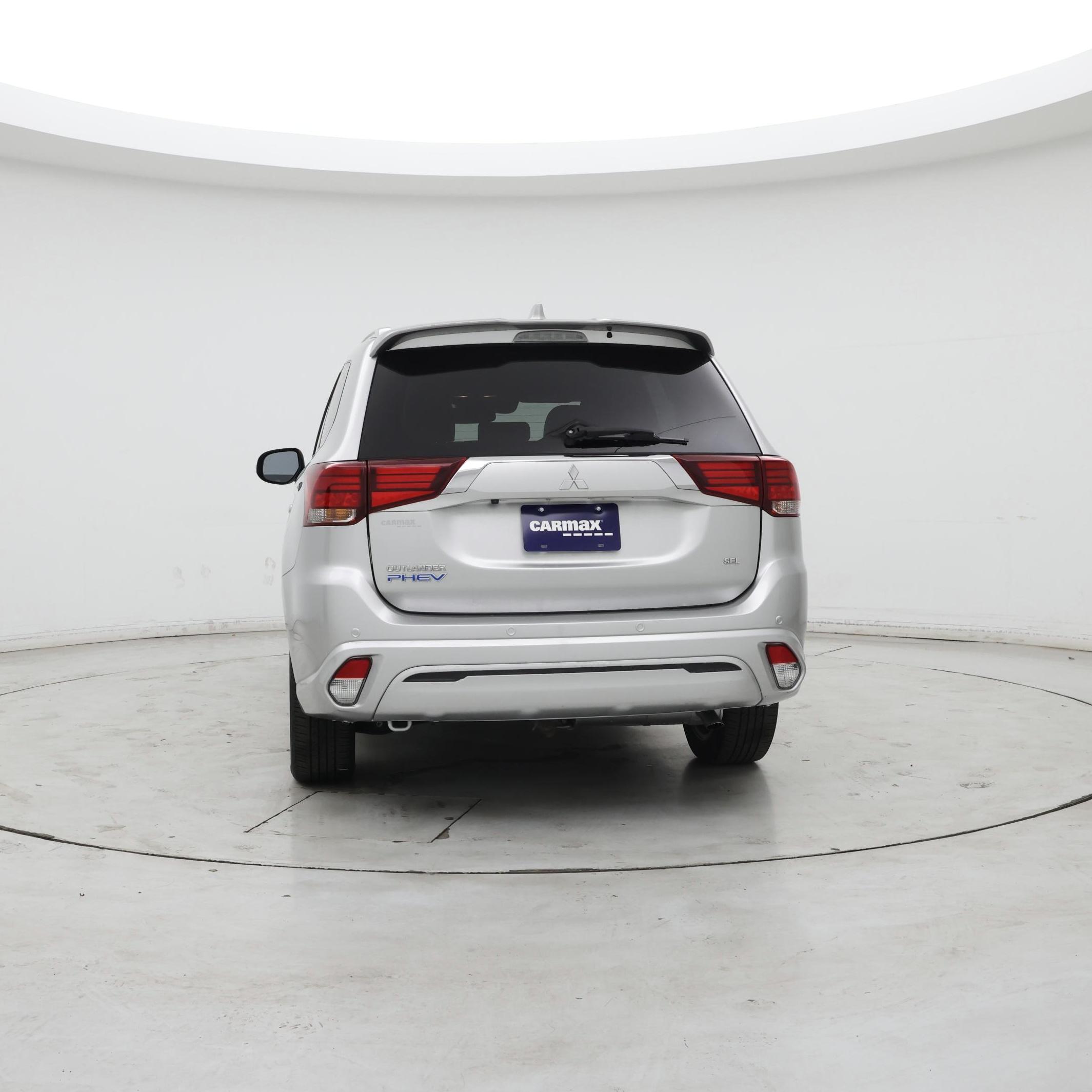 Thumbnail: 2022 Mitsubishi Outlander - 6