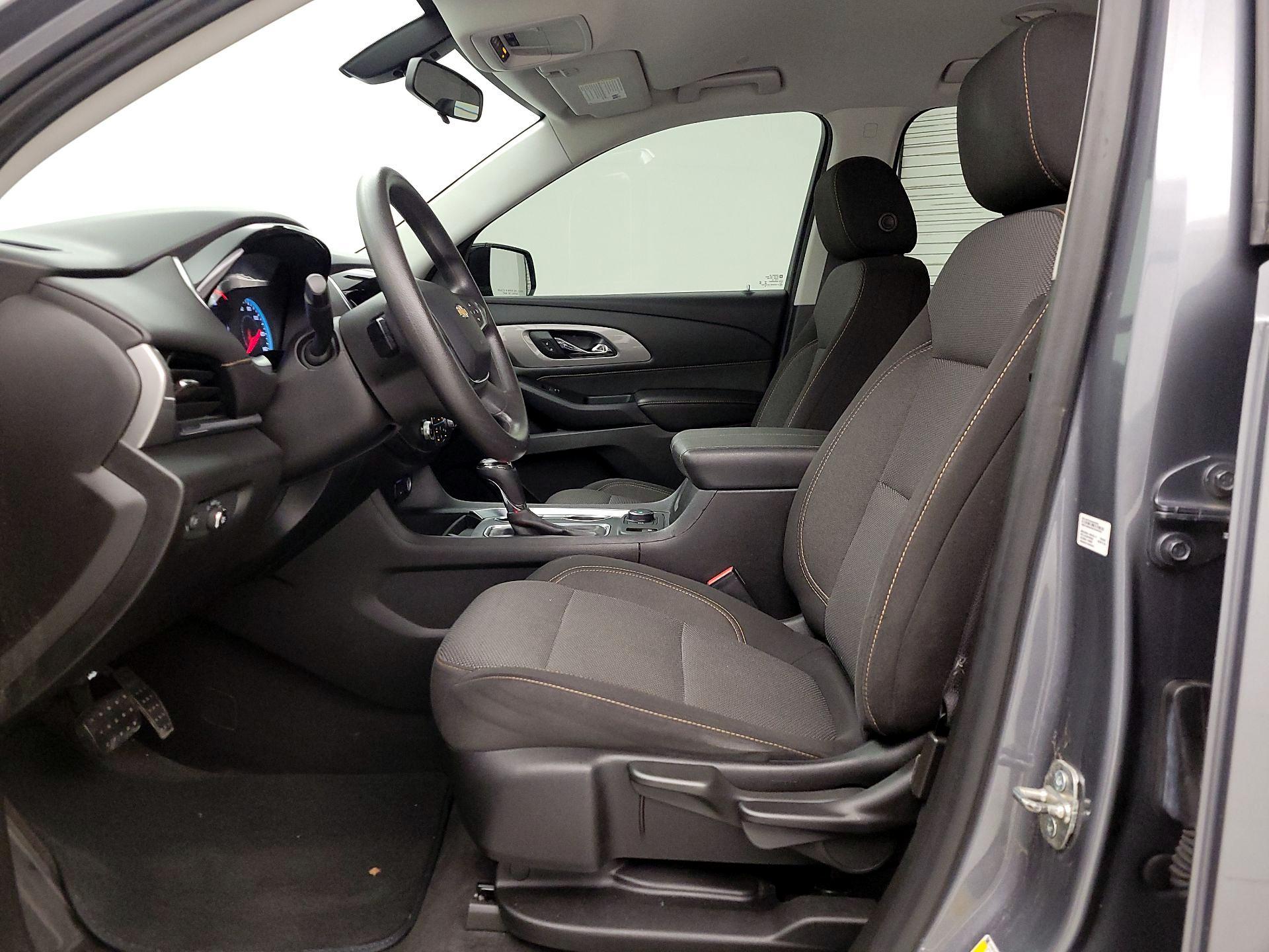 Thumbnail: 2019 Chevrolet Traverse - 11