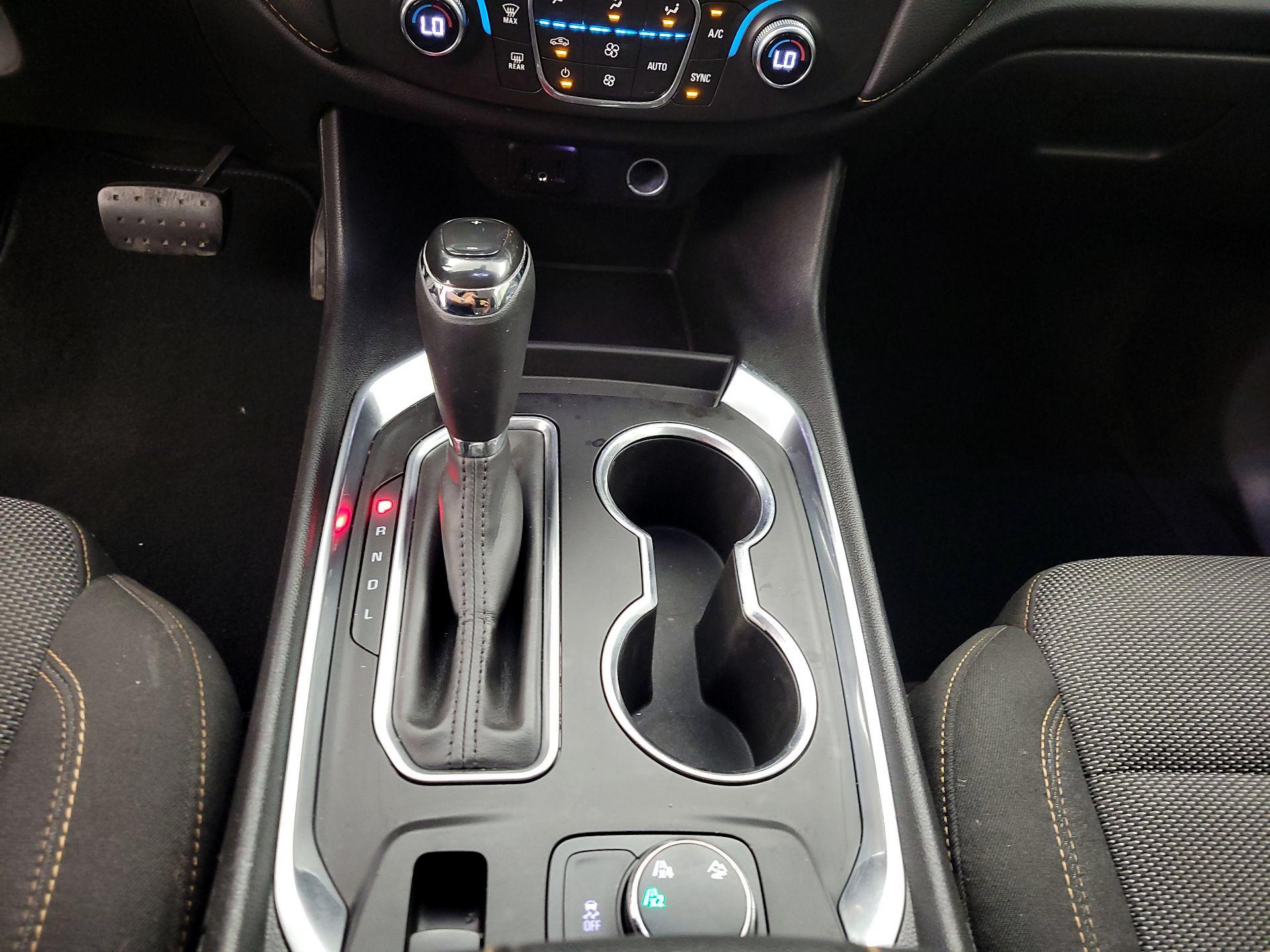 Thumbnail: 2019 Chevrolet Traverse - 17