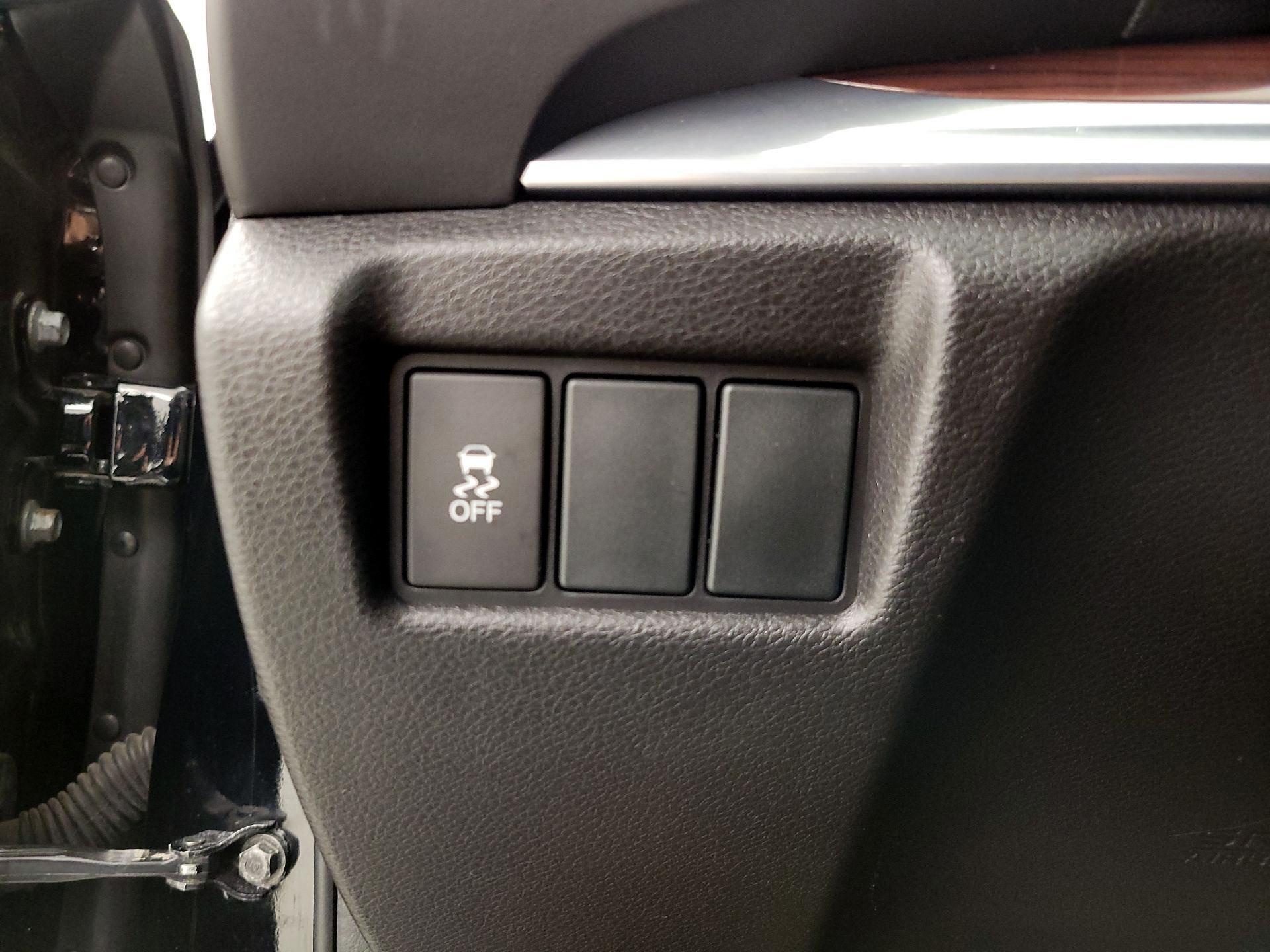 Thumbnail: 2015 Acura MDX - 13