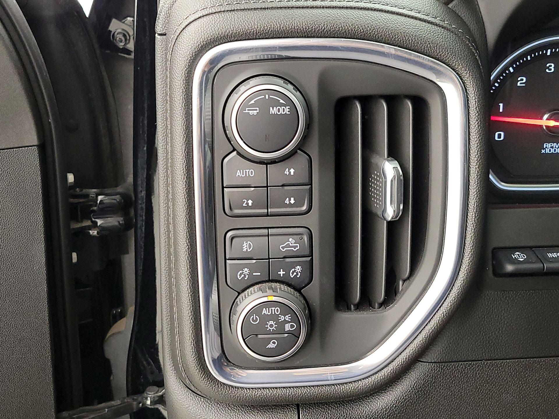 Thumbnail: 2022 Chevrolet Silverado 2500 - 13