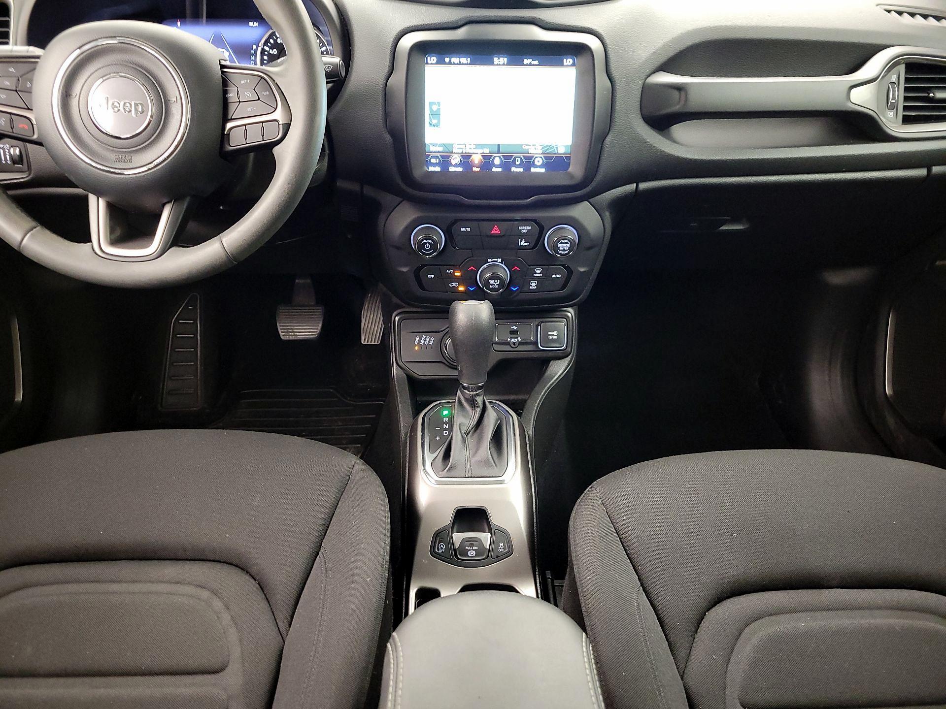 Thumbnail: 2022 Jeep Renegade - 18