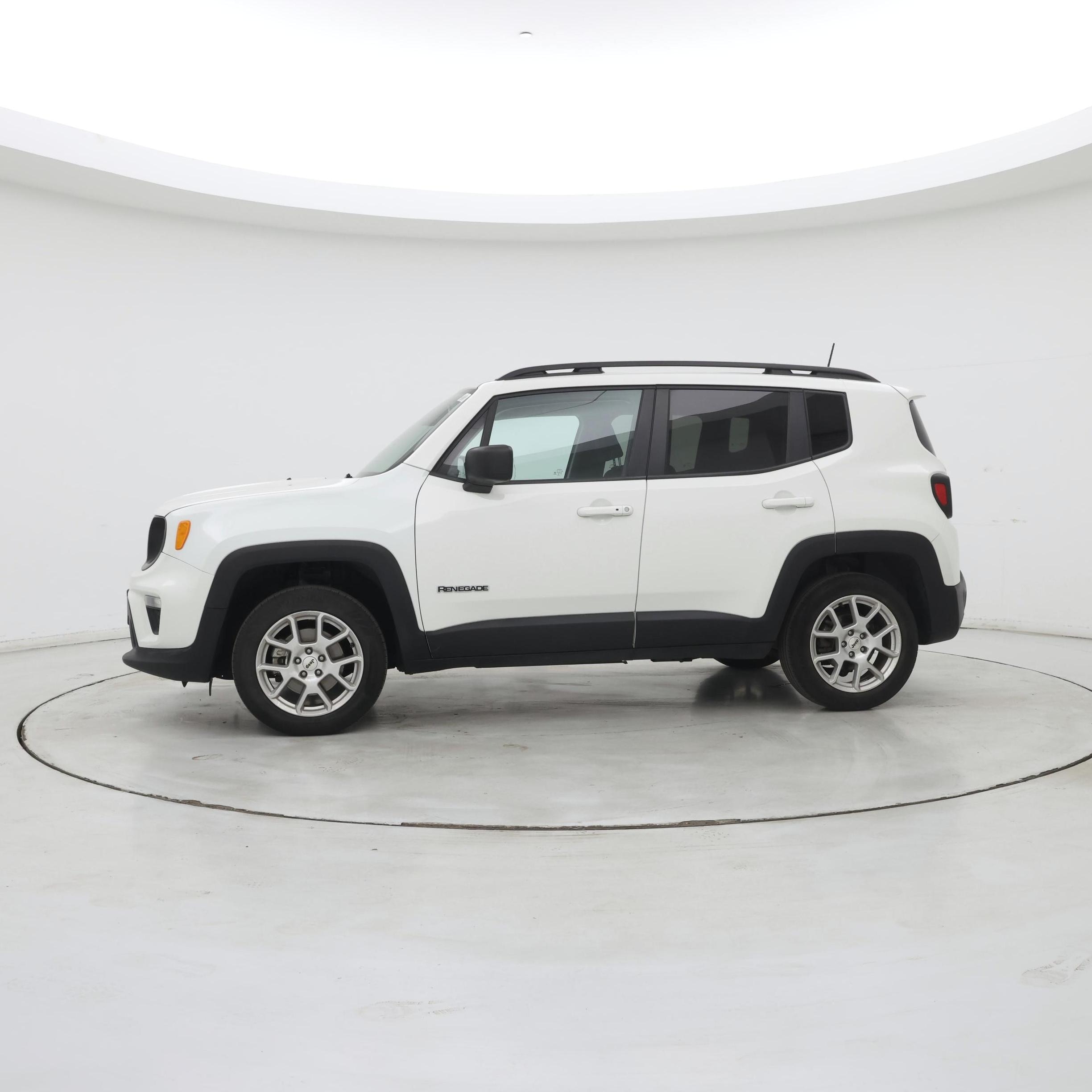 Thumbnail: 2022 Jeep Renegade - 3