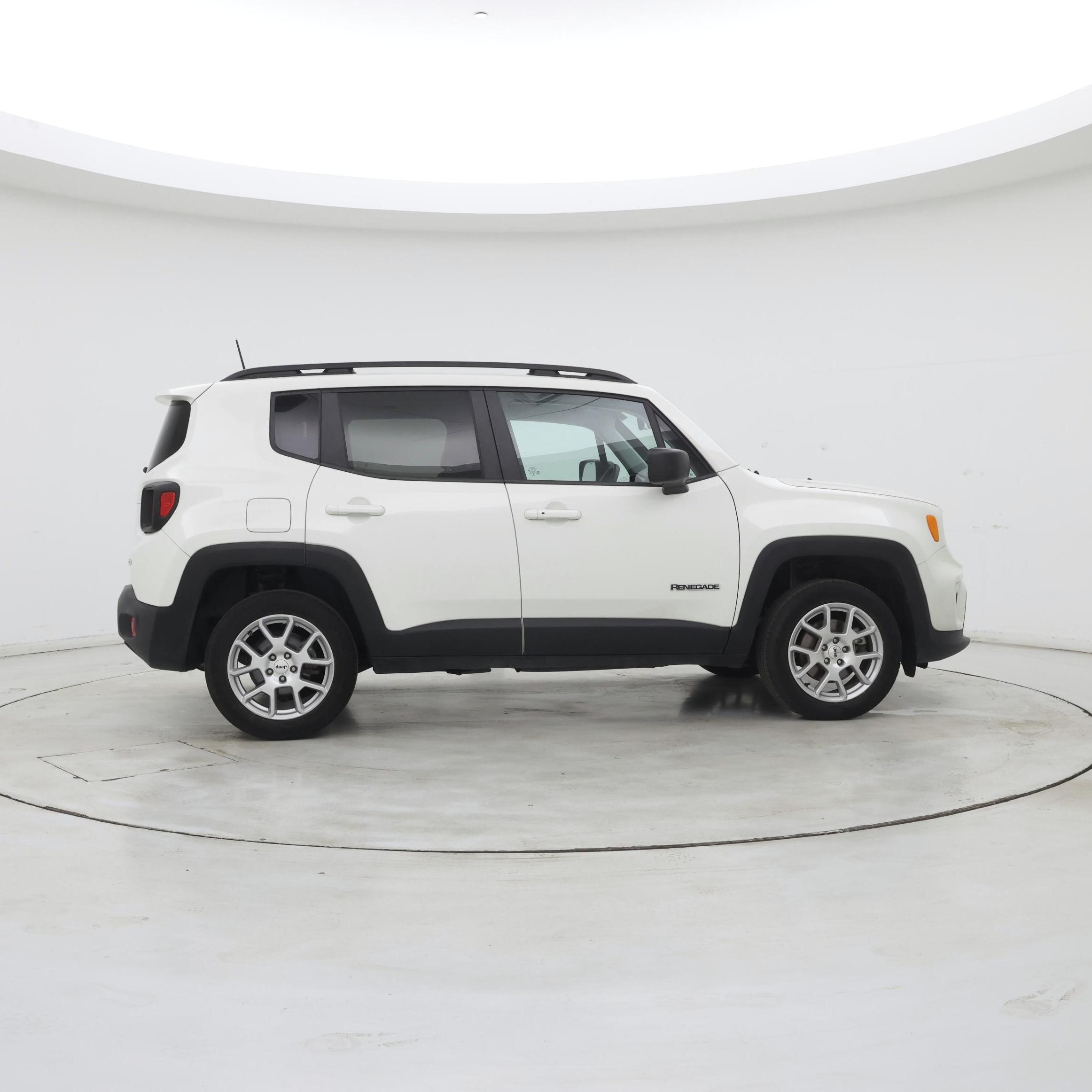 Thumbnail: 2022 Jeep Renegade - 7