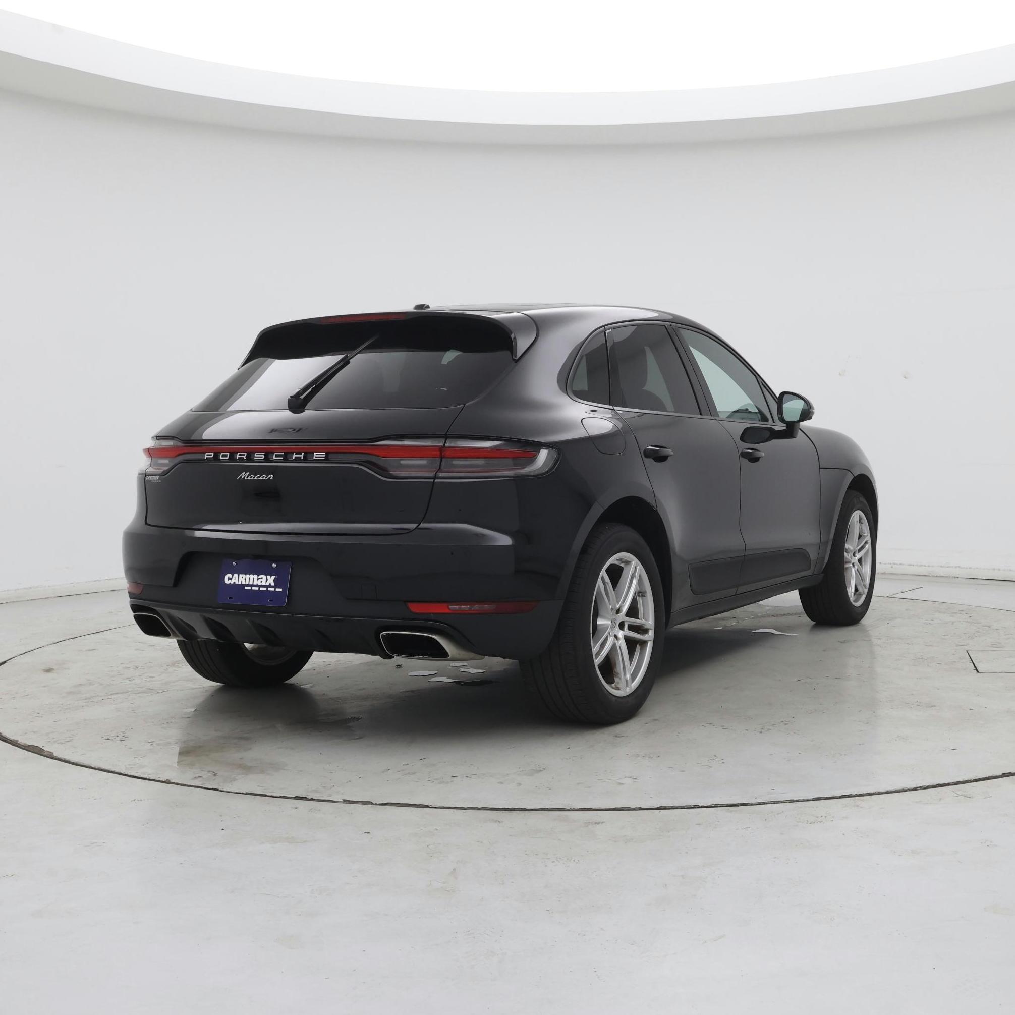 Thumbnail: 2021 Porsche Macan - 8