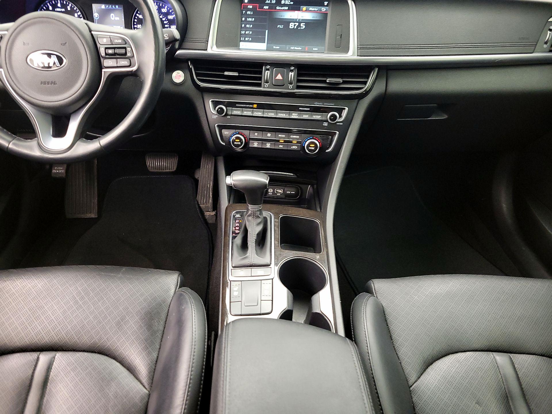 Thumbnail: 2016 Kia Optima - 17