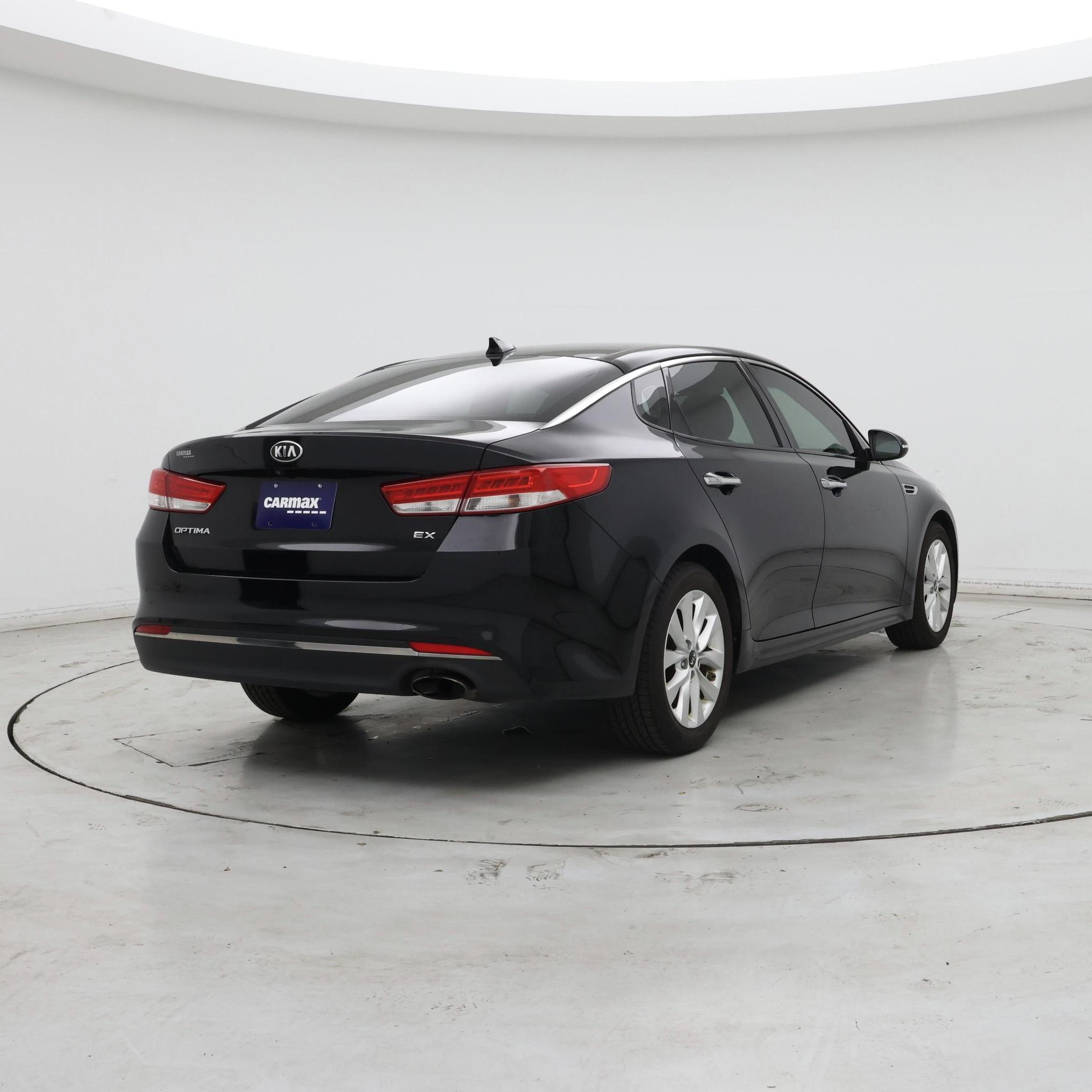 Thumbnail: 2016 Kia Optima - 8