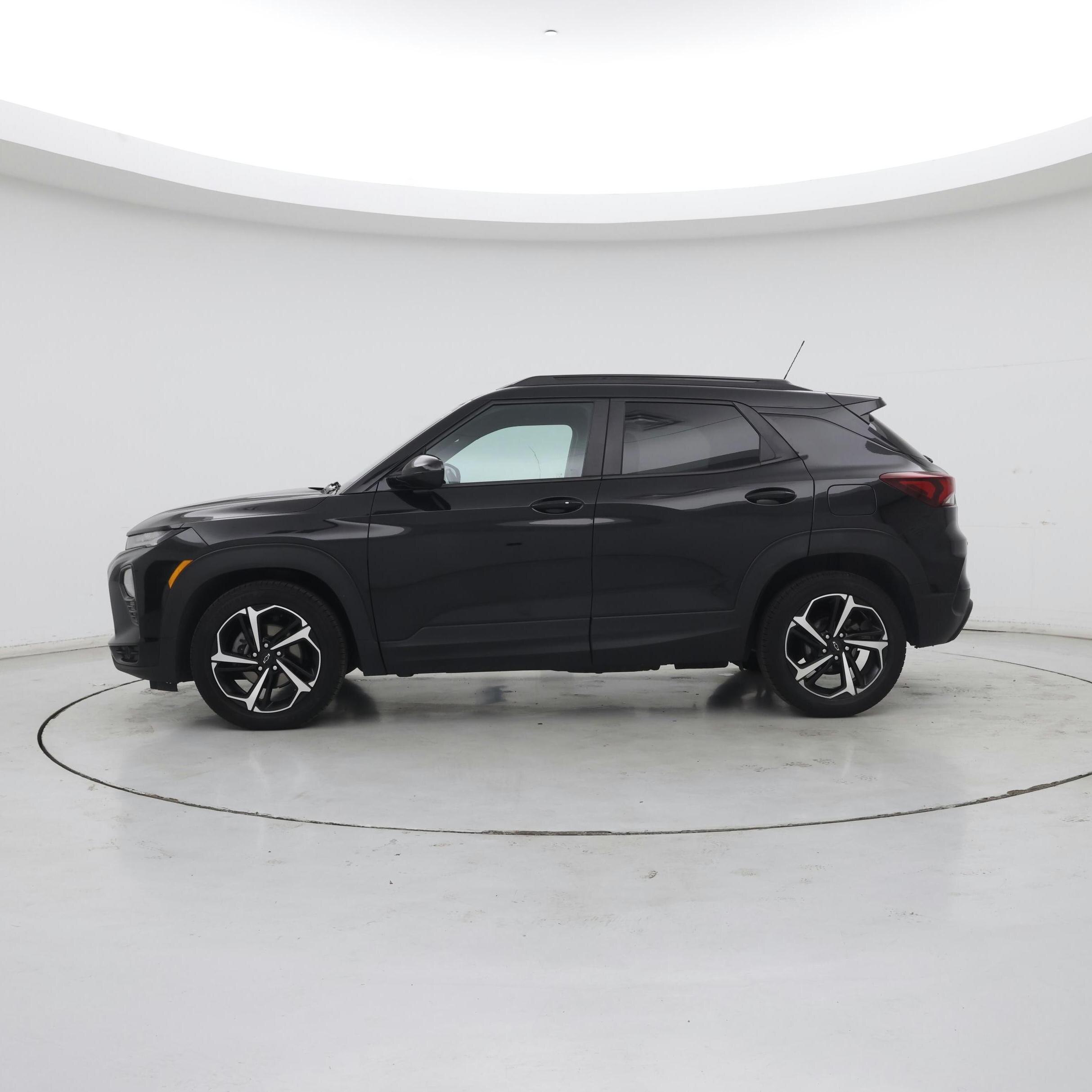 Thumbnail: 2022 Chevrolet TrailBlazer - 3